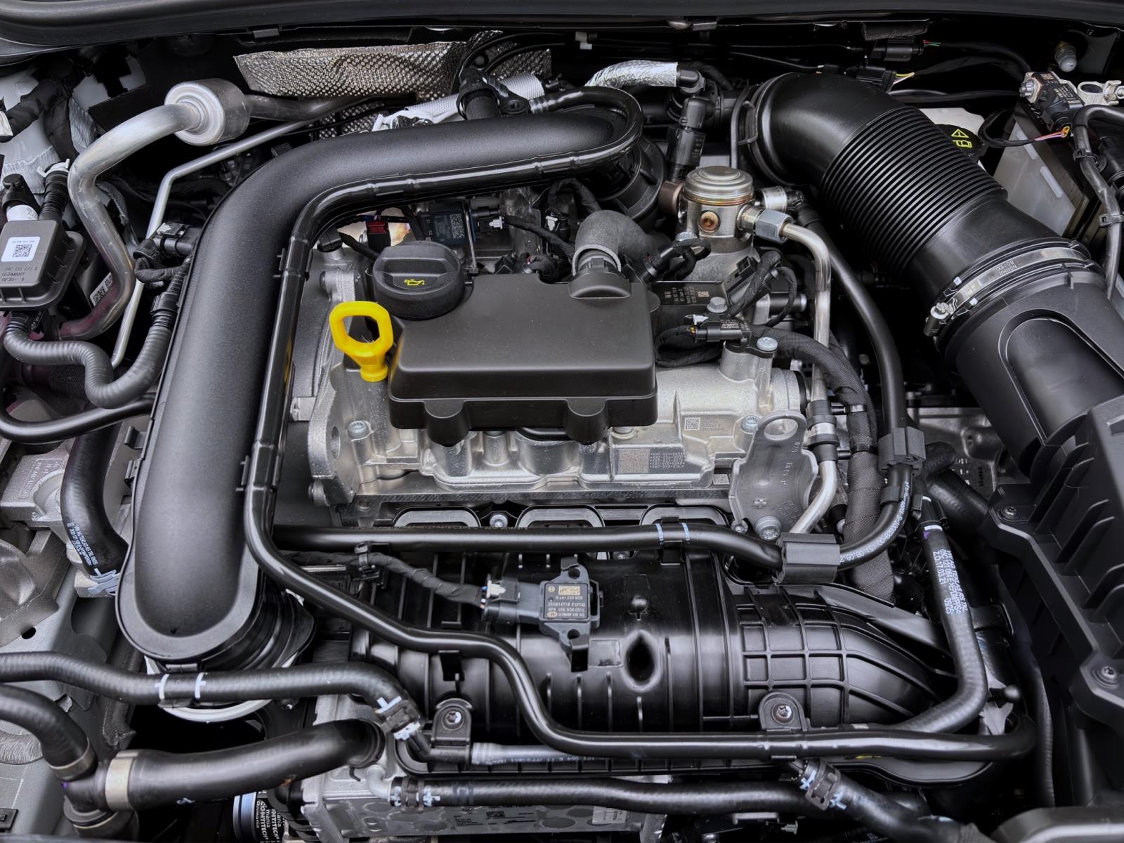 Bild 17: Volkswagen Taigo 1.0 TSI DSG ENERGY PDC KAMERA SHZG LM16