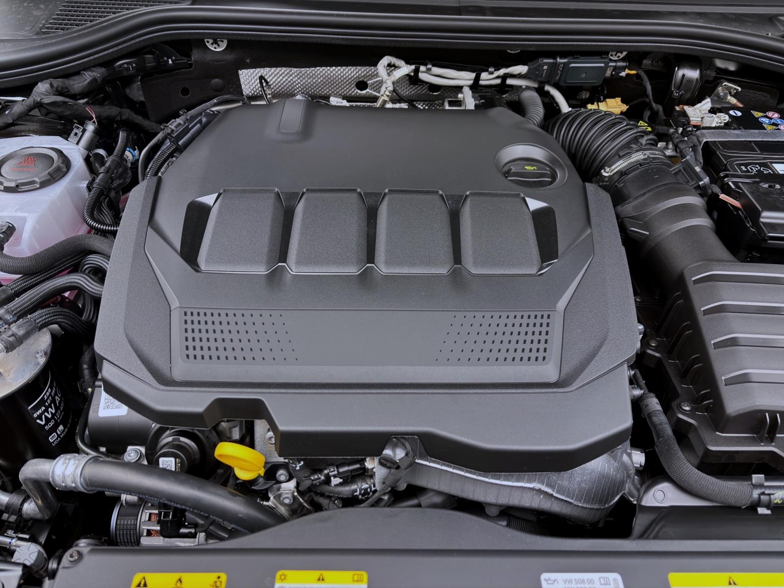 Bild 15: Volkswagen Passat Variant 2.0 TDI DSG BUSINESS AHK NAVI SHZG HuD