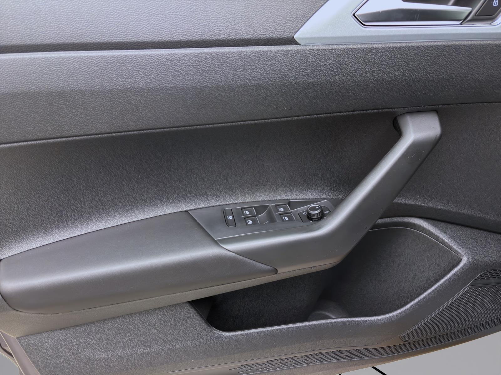 Bild 9: Volkswagen Taigo 1.0 TSI DSG ENERGY PDC KAMERA SHZG LM16