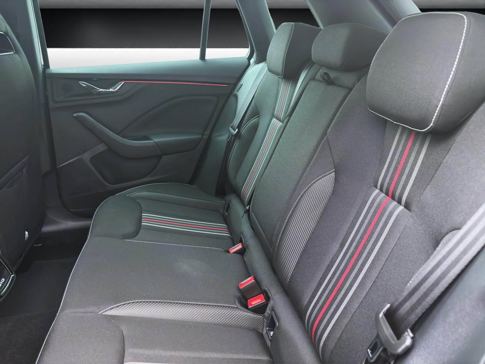 Bild 13: Skoda Kamiq MONTE CARLO AHK 18 NAV ASSISTENZ+ KOMFORT+ WINTER+