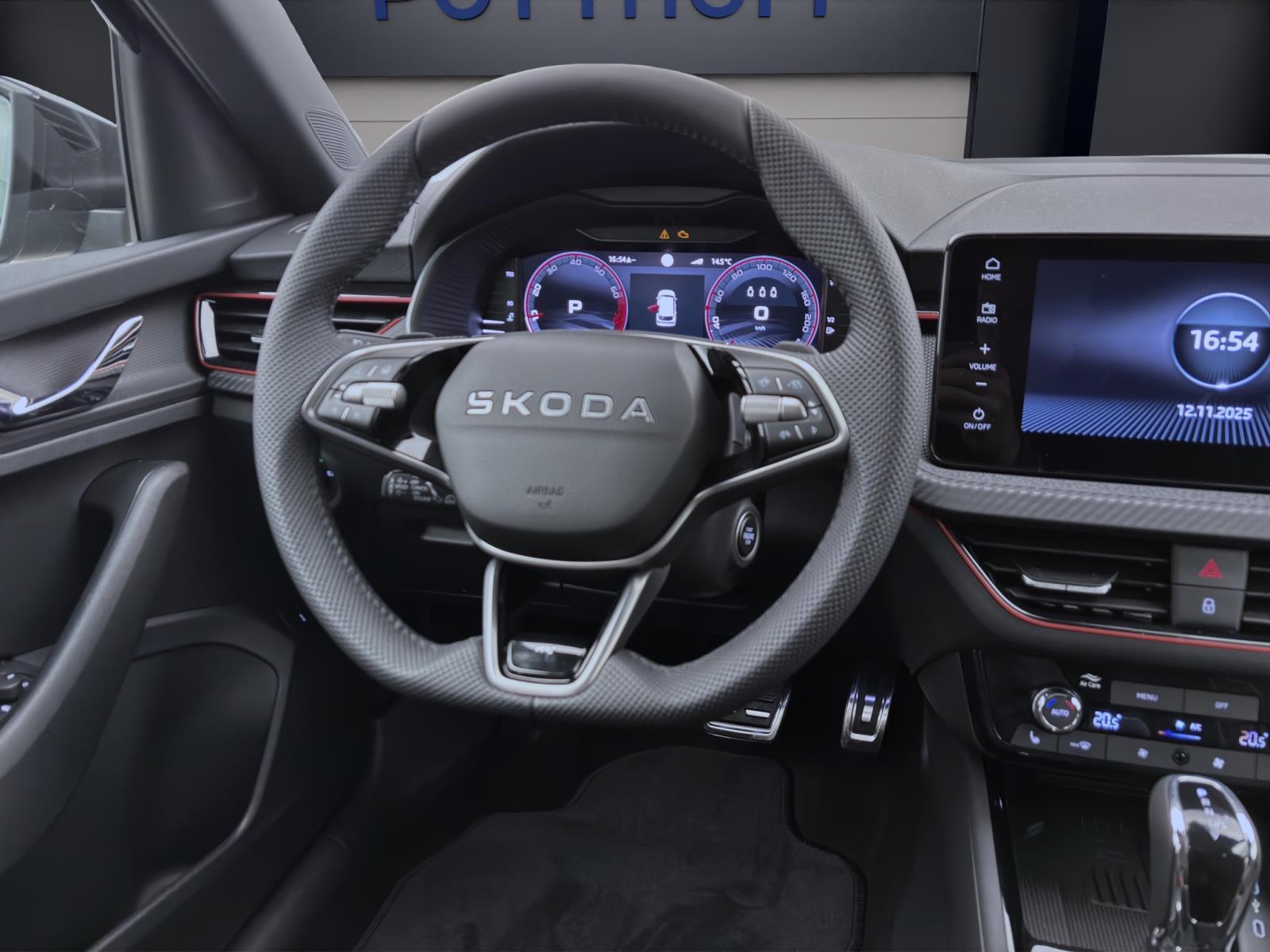 Bild 10: Skoda Kamiq MONTE CARLO AHK 18 NAV ASSISTENZ+ KOMFORT+ WINTER+