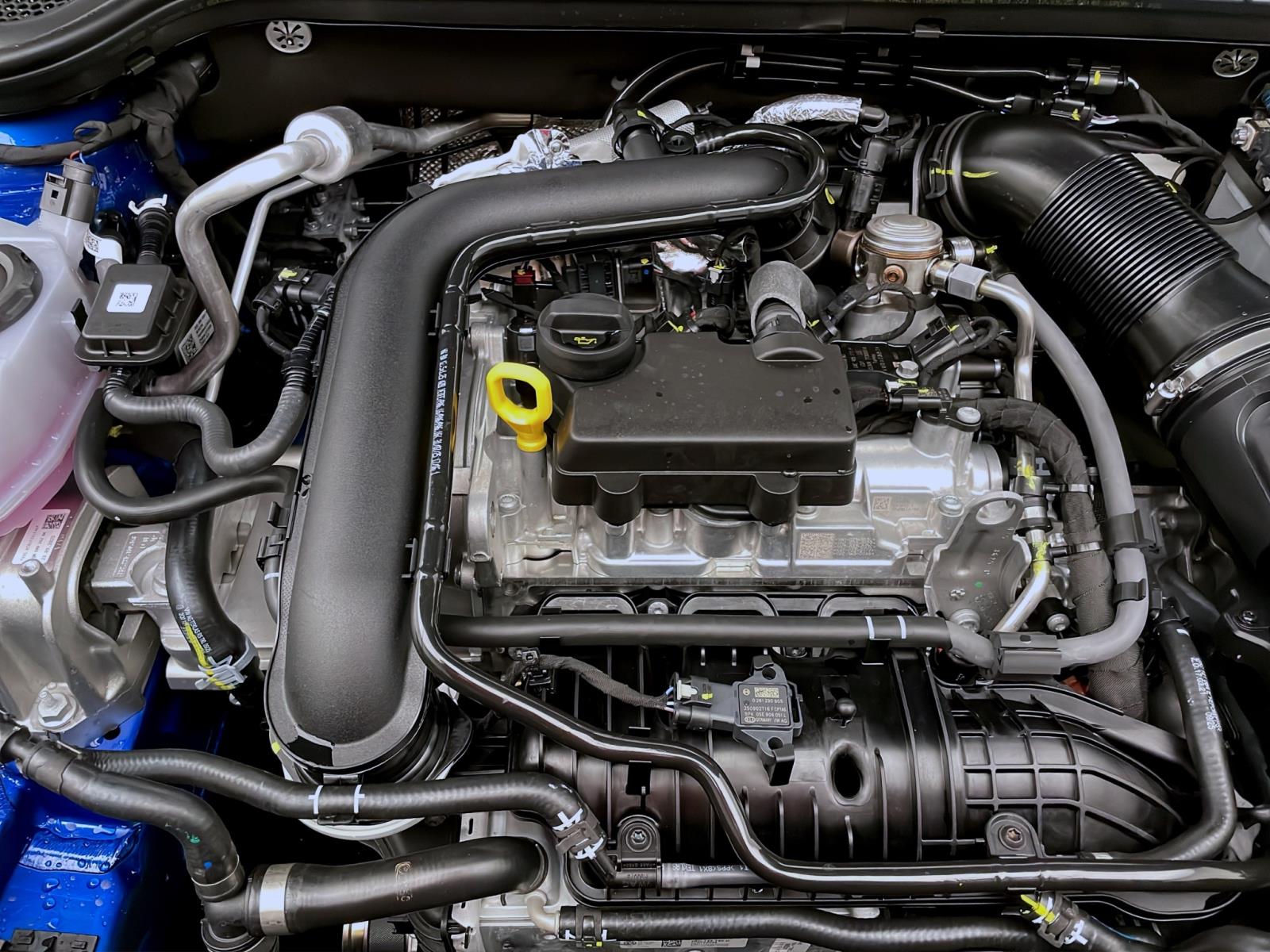 Bild 17: Skoda Kamiq MONTE CARLO DSG AHK ASSISTENZ+ KOMFORT+ WINTER+