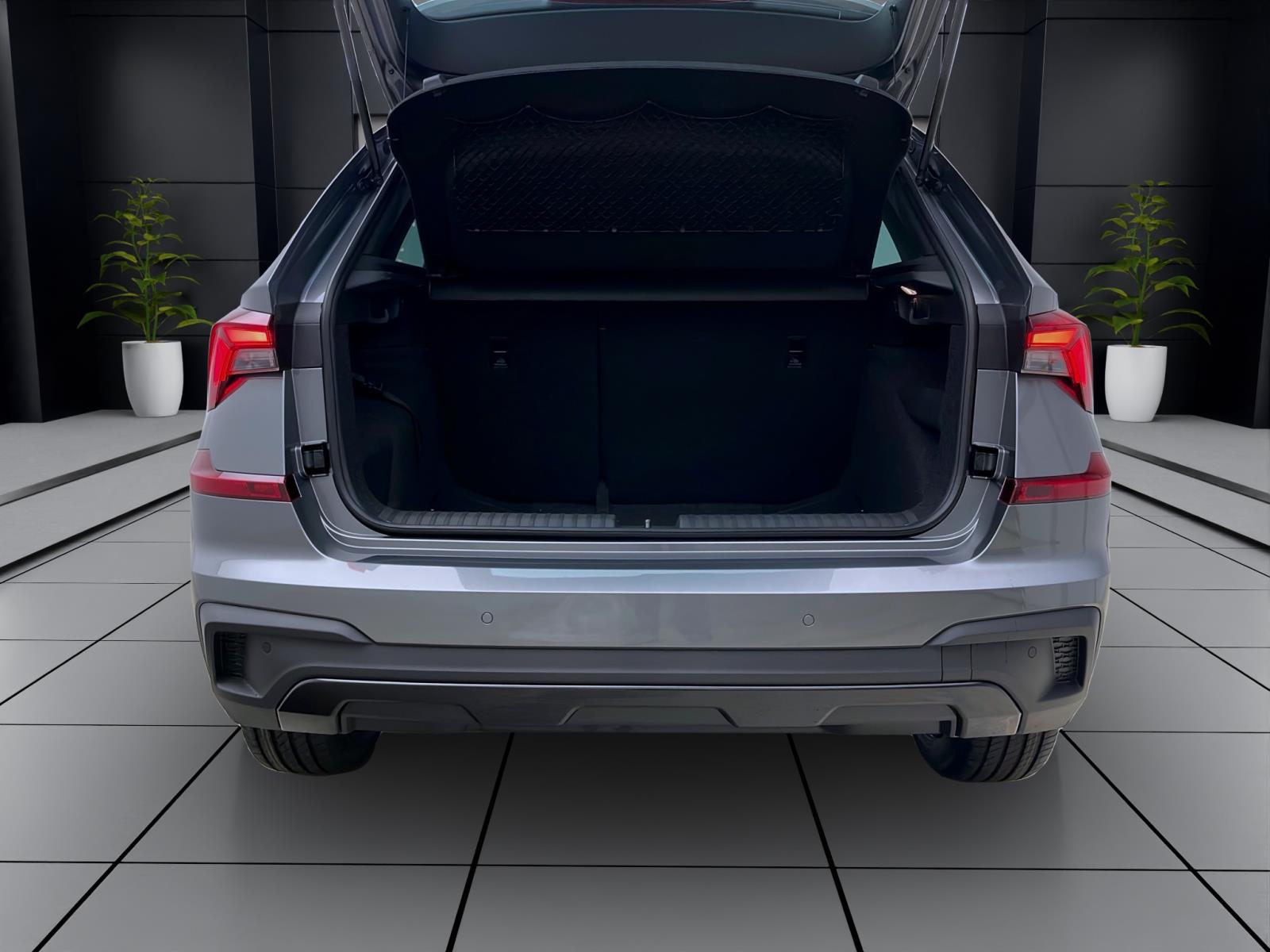 Bild 3: Skoda Kamiq MONTE CARLO DSG WINTER+ PANO KAM SMARTLINK