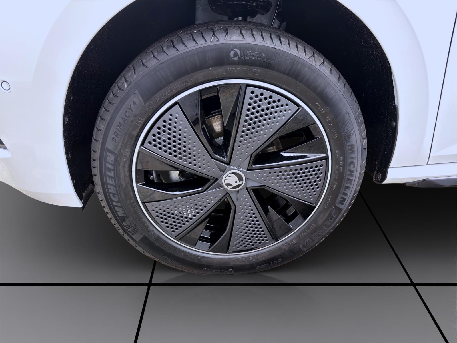 Bild 7: Skoda Kamiq MONTE CARLO DSG PANO KAM ASSISTENZ+ KOMFORT+ WINTER+