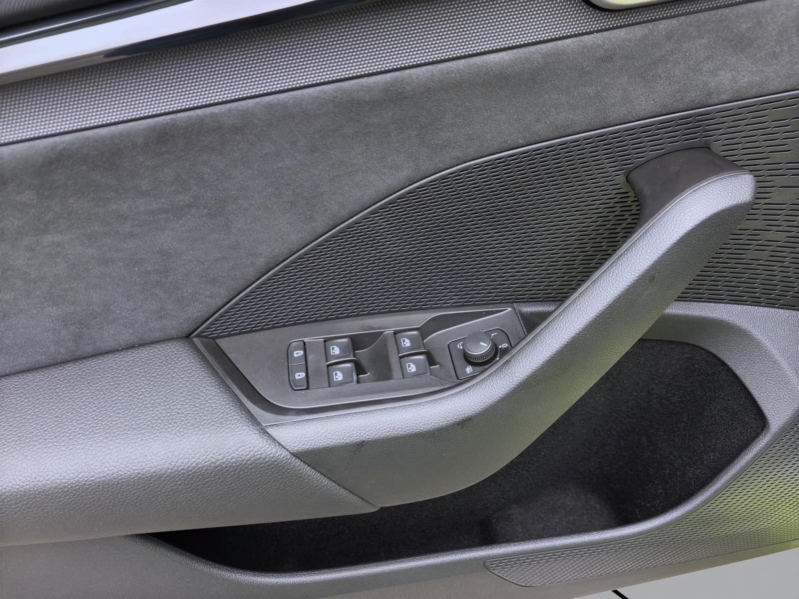 Bild 9: Skoda Octavia COMBI RS NAV+ ASSISTENZ+ pACC KAM HEAD-UP WINTER