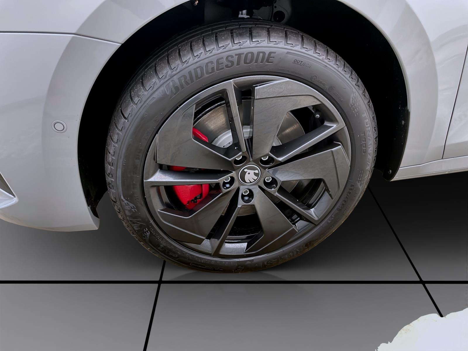 Bild 7: Skoda Octavia COMBI RS NAV+ ASSISTENZ+ pACC KAM HEAD-UP WINTER