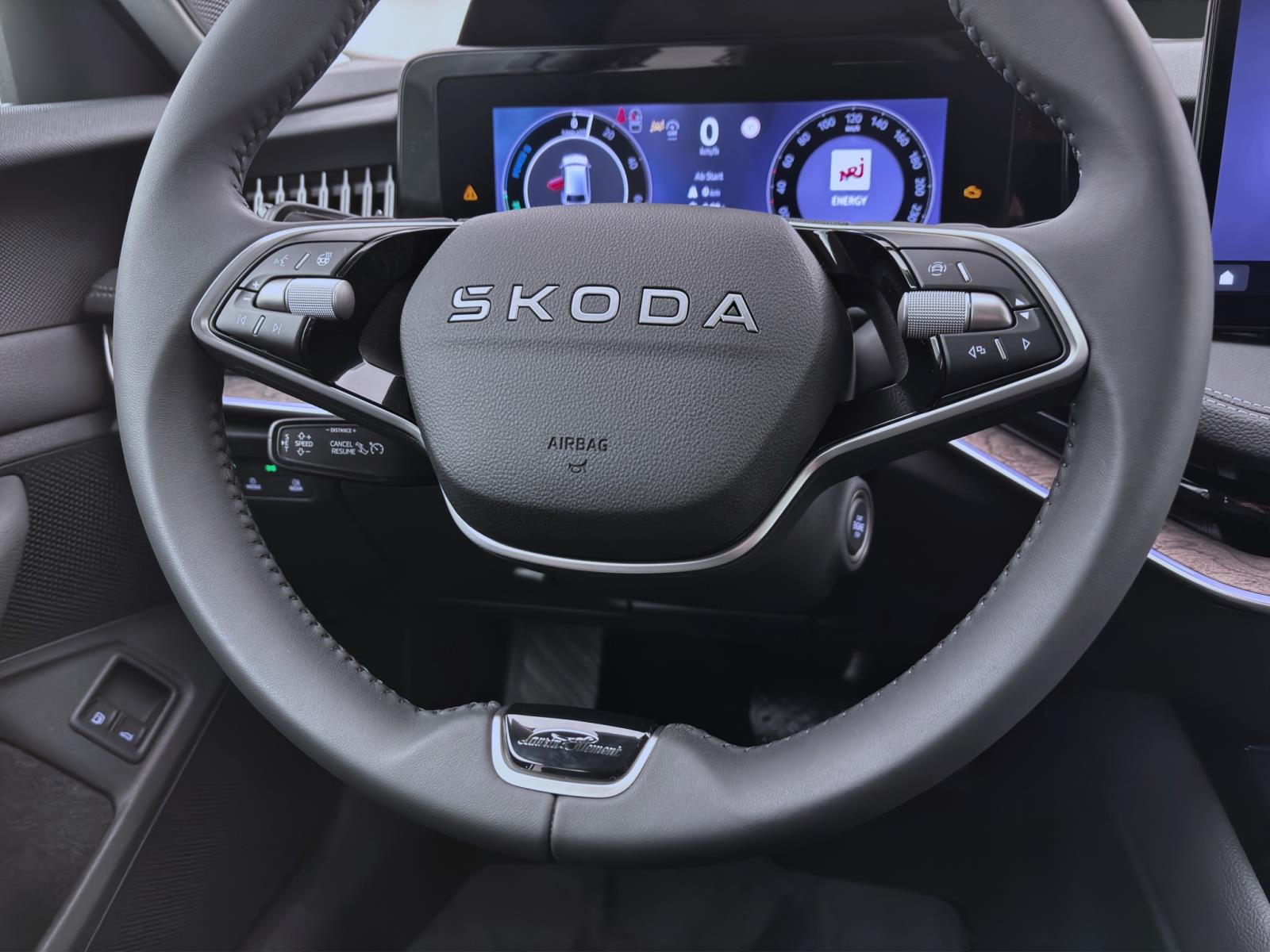 Bild 10: Skoda Superb COMBI iV L&K AHK NAV+ KAM HEAD-UP pACC DCC ASSISTENZ