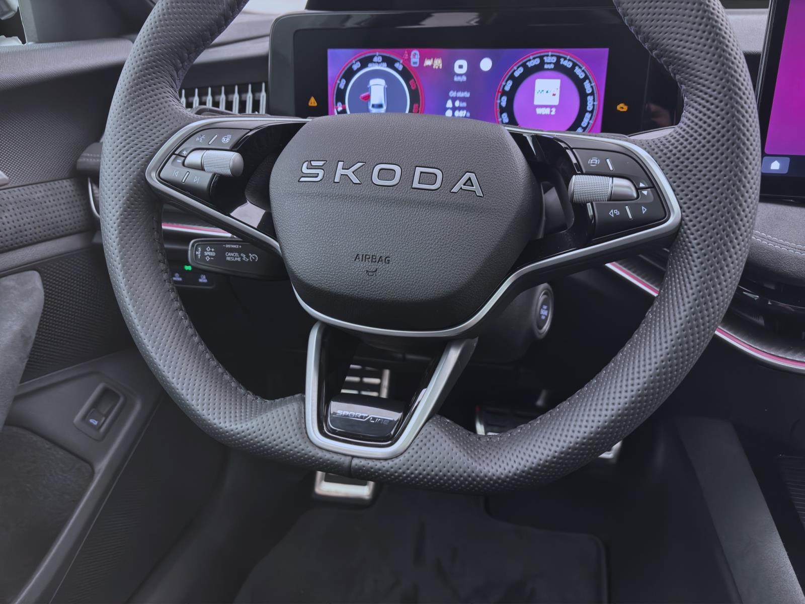 Bild 11: Skoda Superb COMBI SPORTLINE 4X4 AHK PANO STANDH 19 NAV+ ASSISTENZ+ CANTON