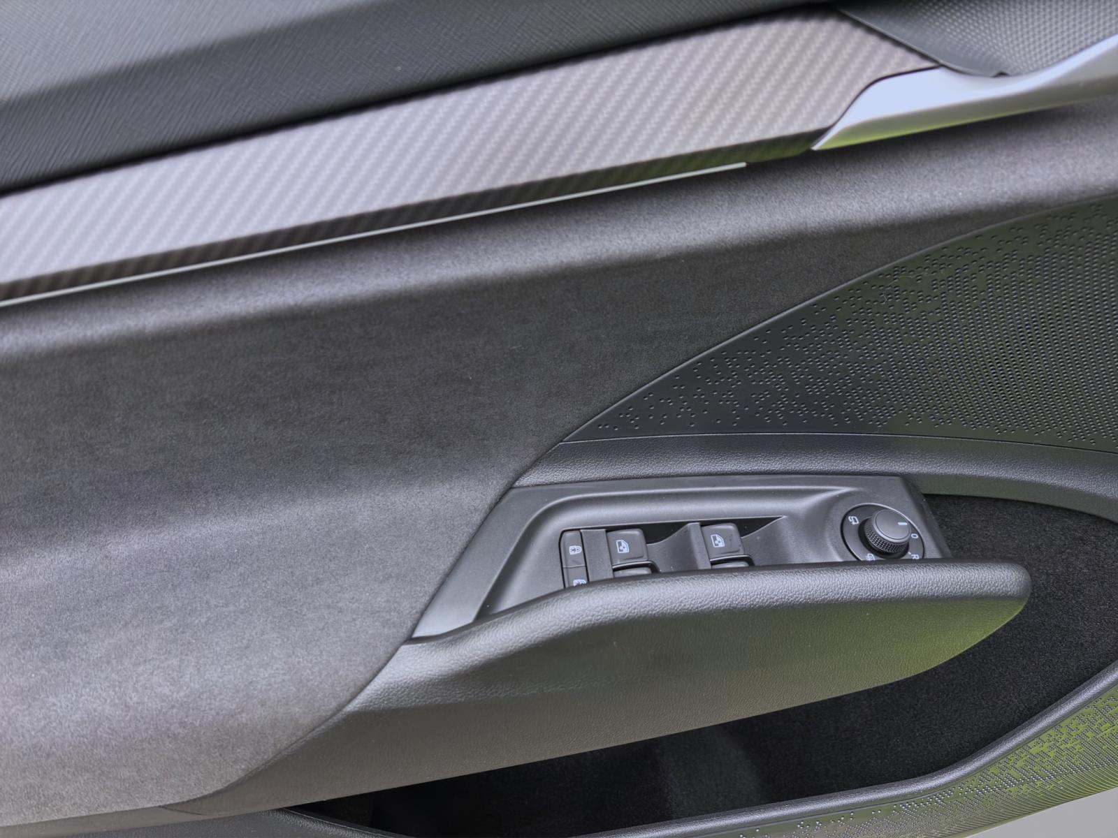 Bild 9: Skoda ENYAQ iV RS 4X4 MAXX PANO 360° HEAD-UP CANTON