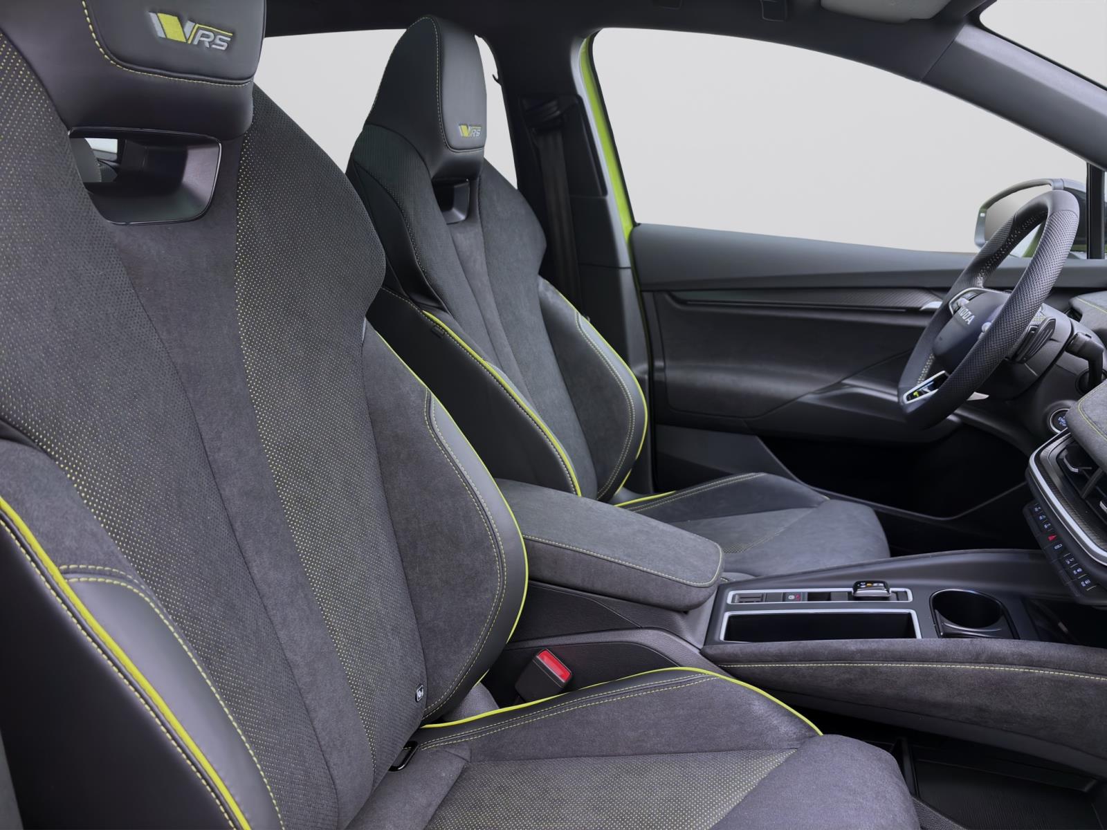 Bild 15: Skoda ENYAQ iV RS 4X4 MAXX PANO 360° HEAD-UP CANTON