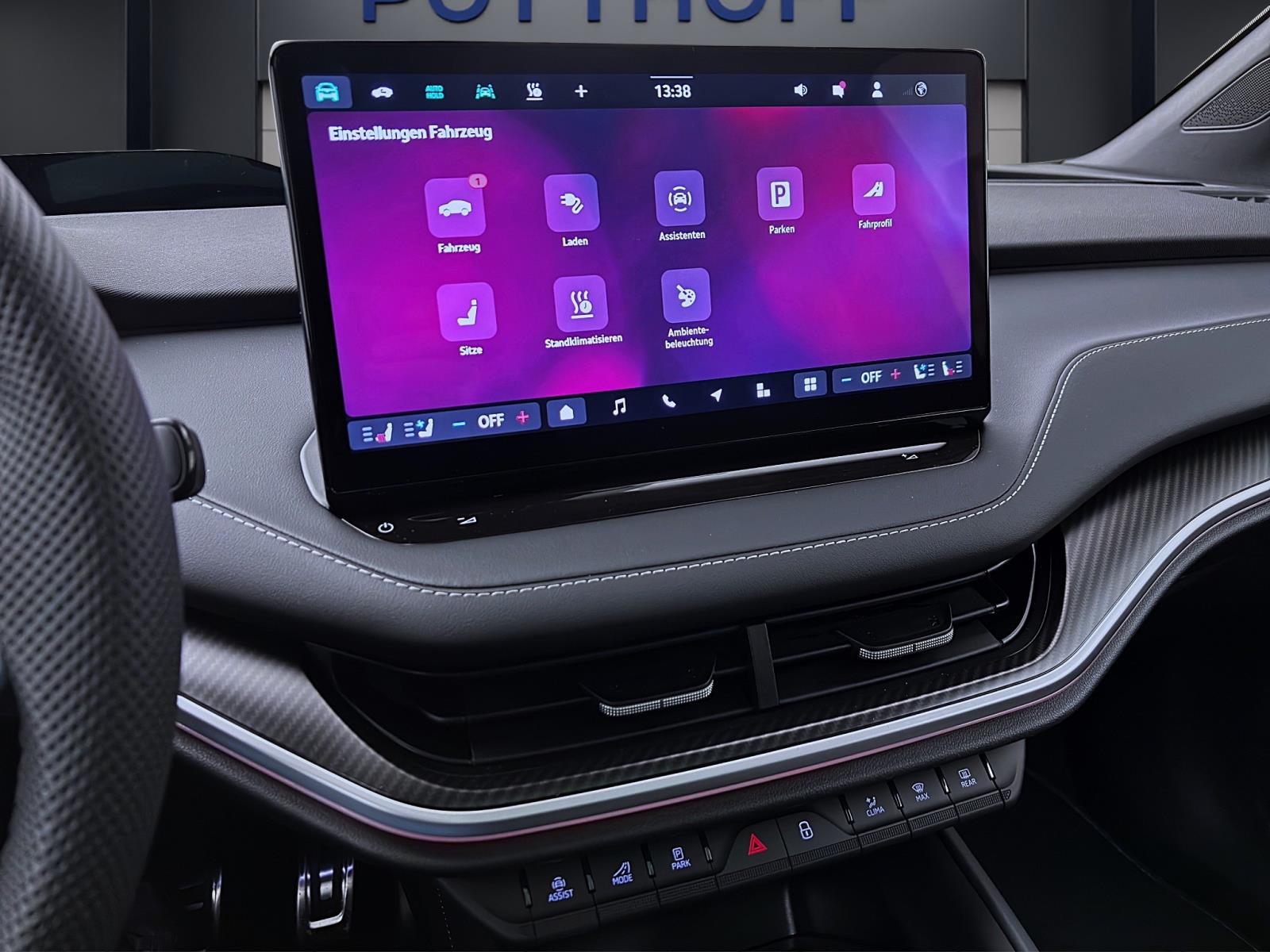 Bild 12: Skoda ENYAQ iV RS 4X4 MAXX AHK PANO 21 360° HEAD-UP CANTON