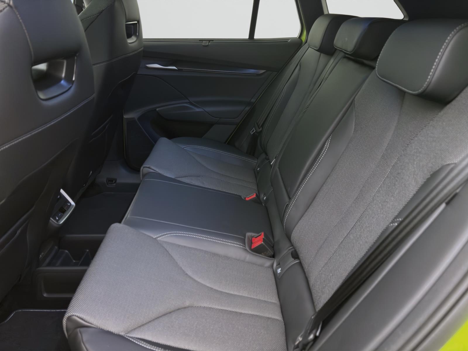 Bild 13: Skoda ENYAQ iV RS 4X4 MAXX AHK PANO 21 360° HEAD-UP CANTON