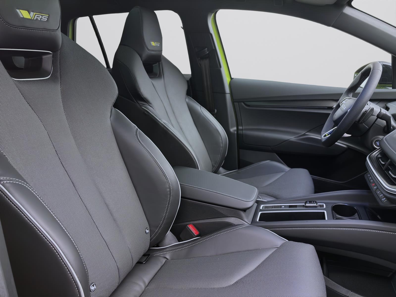 Bild 14: Skoda ENYAQ iV RS 4X4 MAXX AHK PANO 21 360° HEAD-UP CANTON