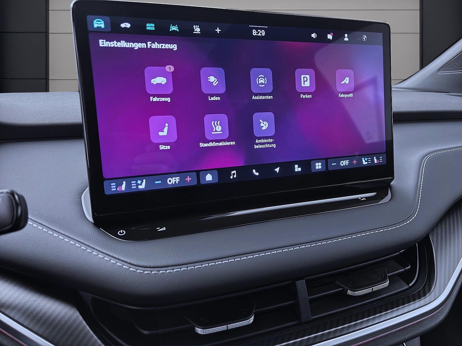 Bild 13: Skoda ENYAQ iV RS 4X4 MAXX AHK PANO 21 360° HEAD-UP CANTON