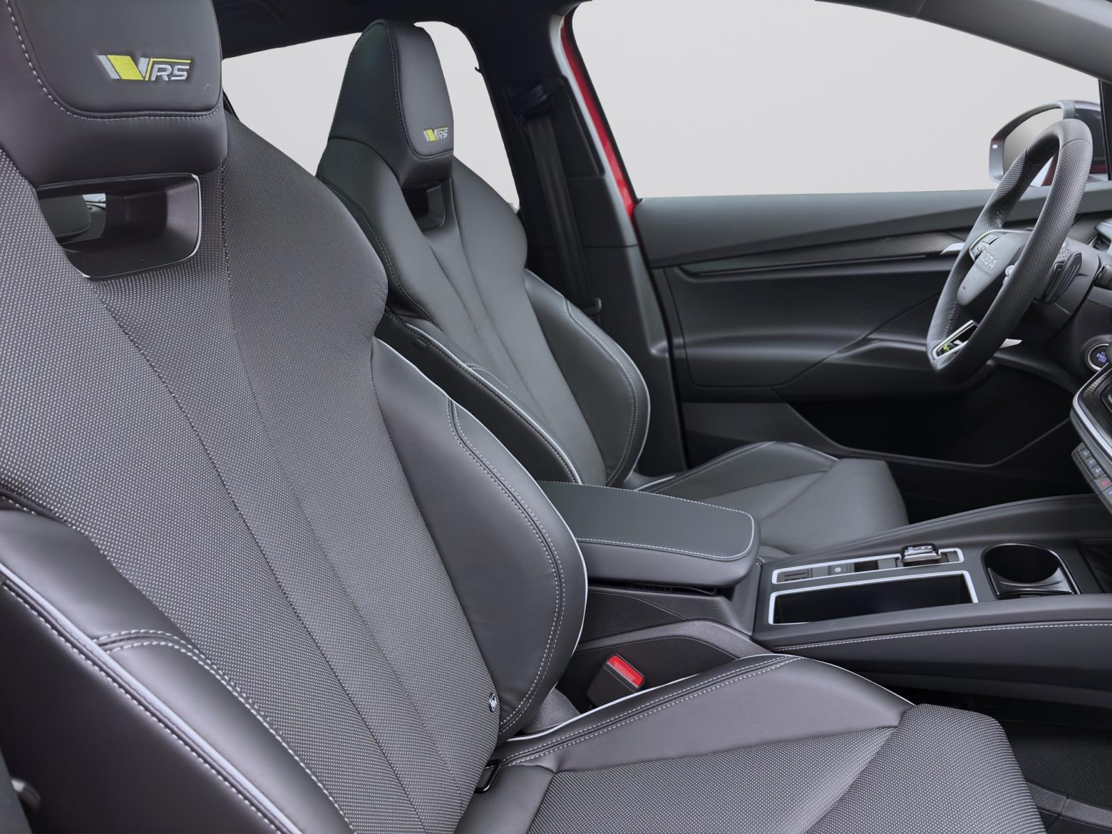 Bild 15: Skoda ENYAQ iV RS 4X4 MAXX AHK PANO 21 360° HEAD-UP CANTON