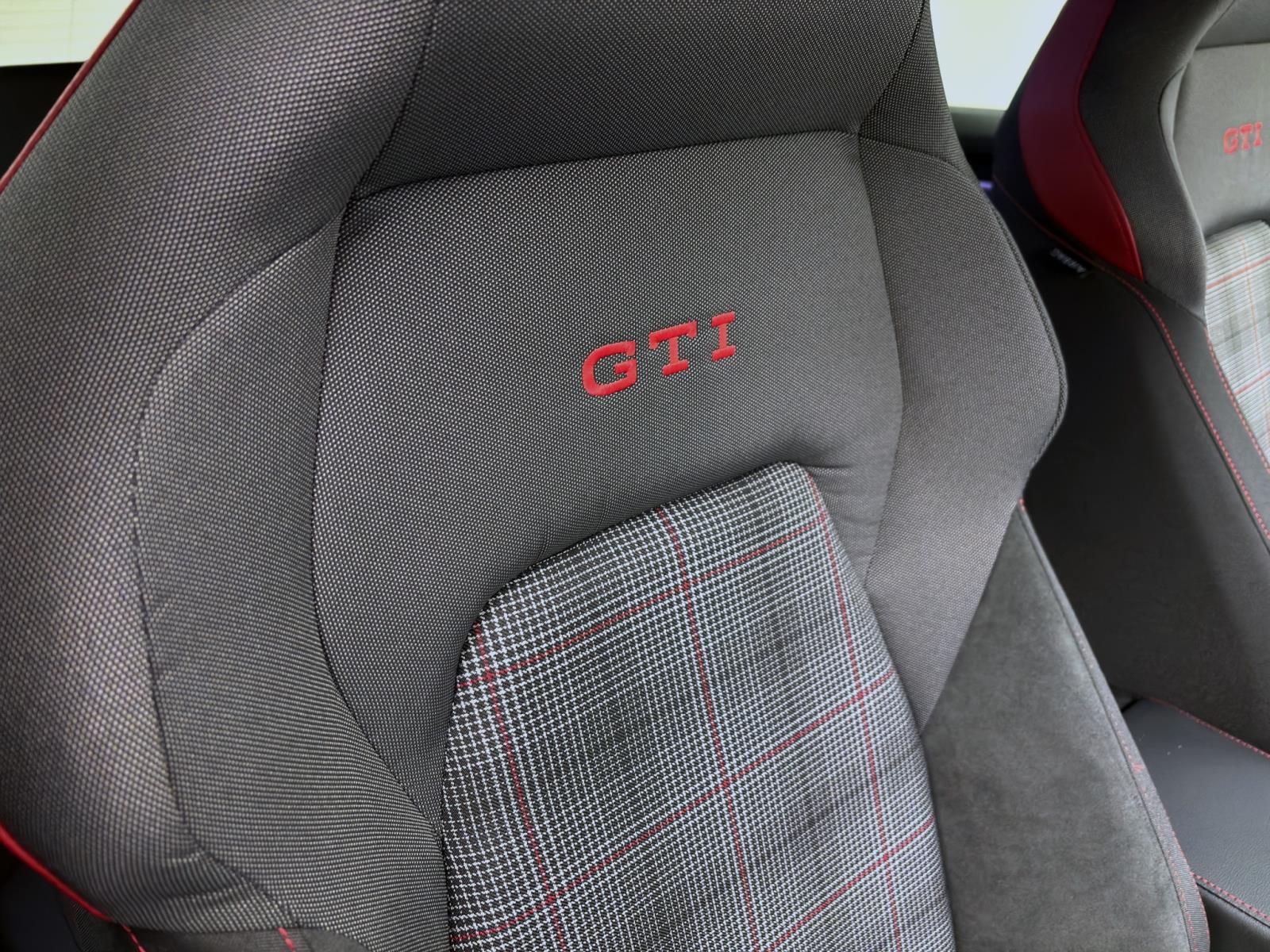 Bild 17: Volkswagen Golf GTI HuD KLIMA NAVI KAMERA