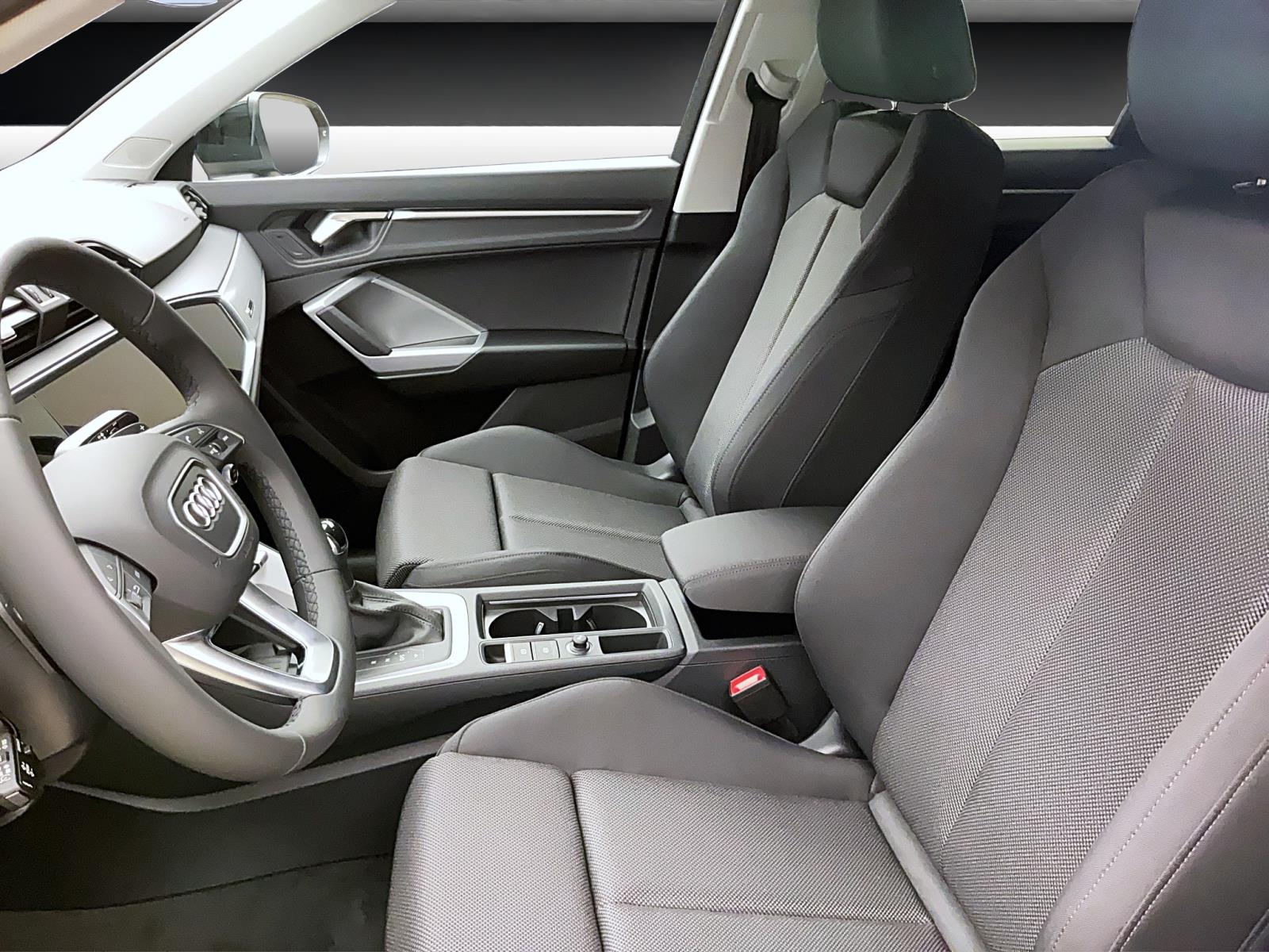 Bild 8: Audi Q3 SUV advanced 35 TDI 110(150) kW(PS) S tronic