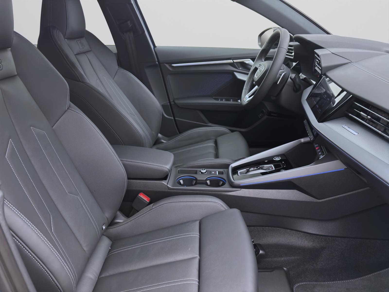 Bild 14: Audi A3 Sportback S line TFSI 110(150) kW(PS) S tronic