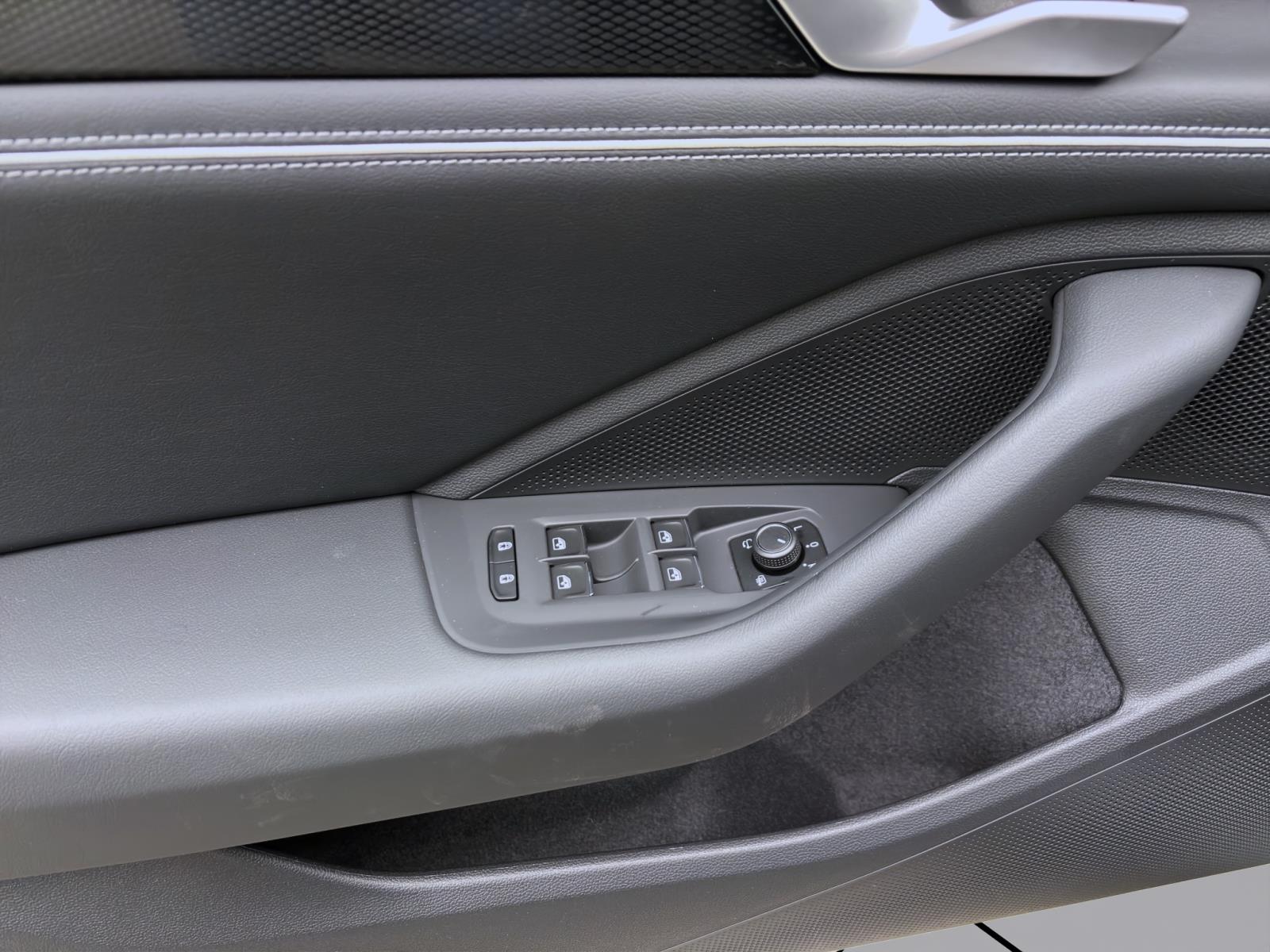 Bild 9: Volkswagen Passat Variant 2.0 TDI DSG BUSINESS KLIMA NAVI HuD AHK