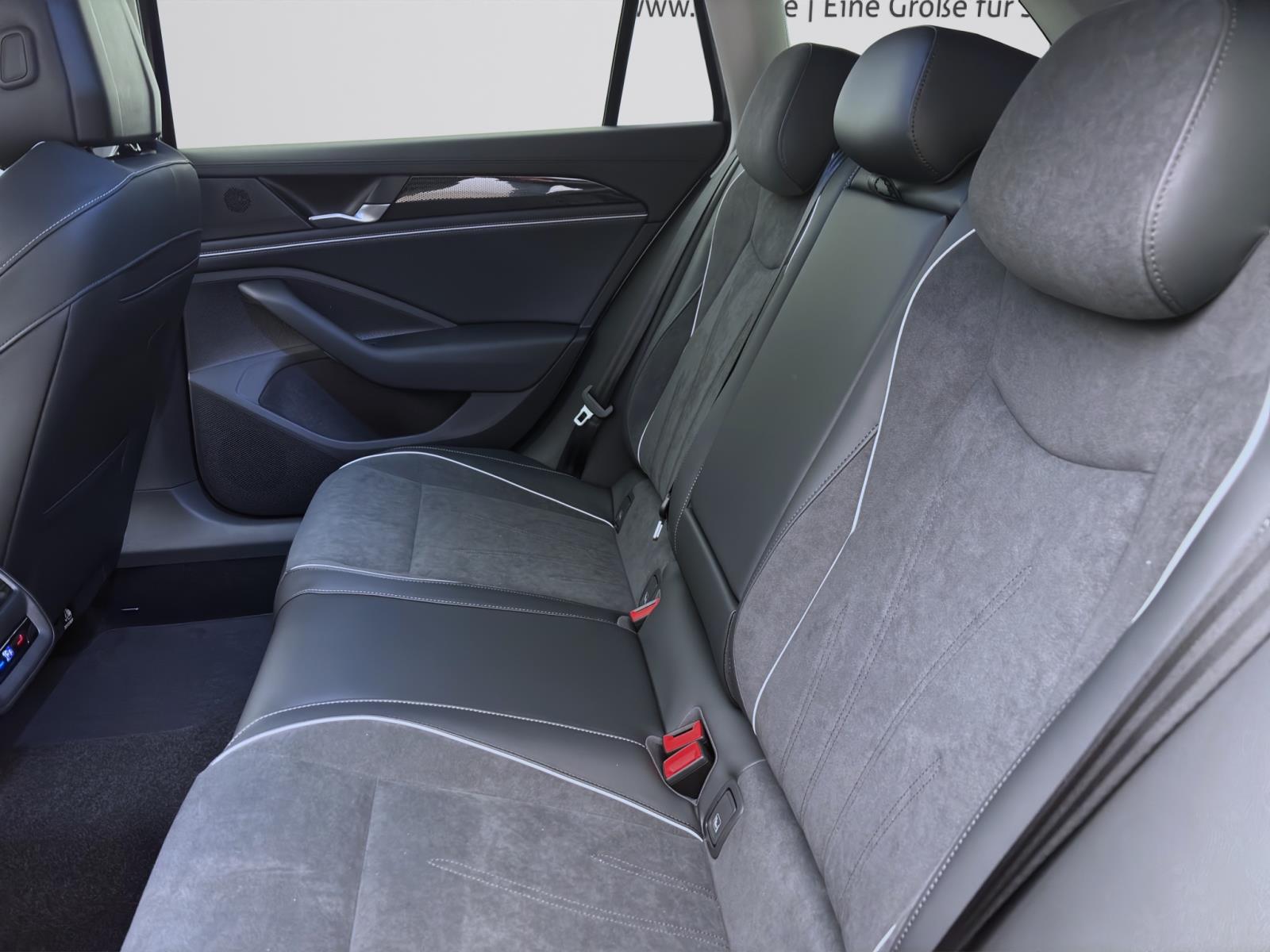 Bild 13: Volkswagen Passat Variant 2.0 TDI DSG BUSINESS KLIMA NAVI HuD AHK