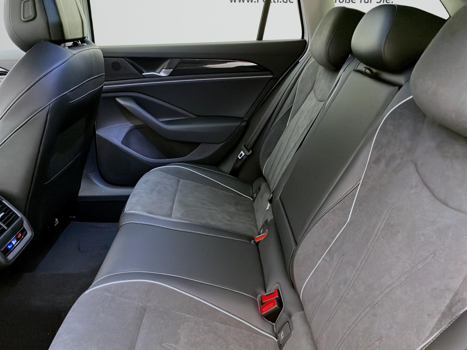 Bild 13: Volkswagen Passat 2.0 TDI DSG BUSINESS NAVI DCC KLIMA AHK