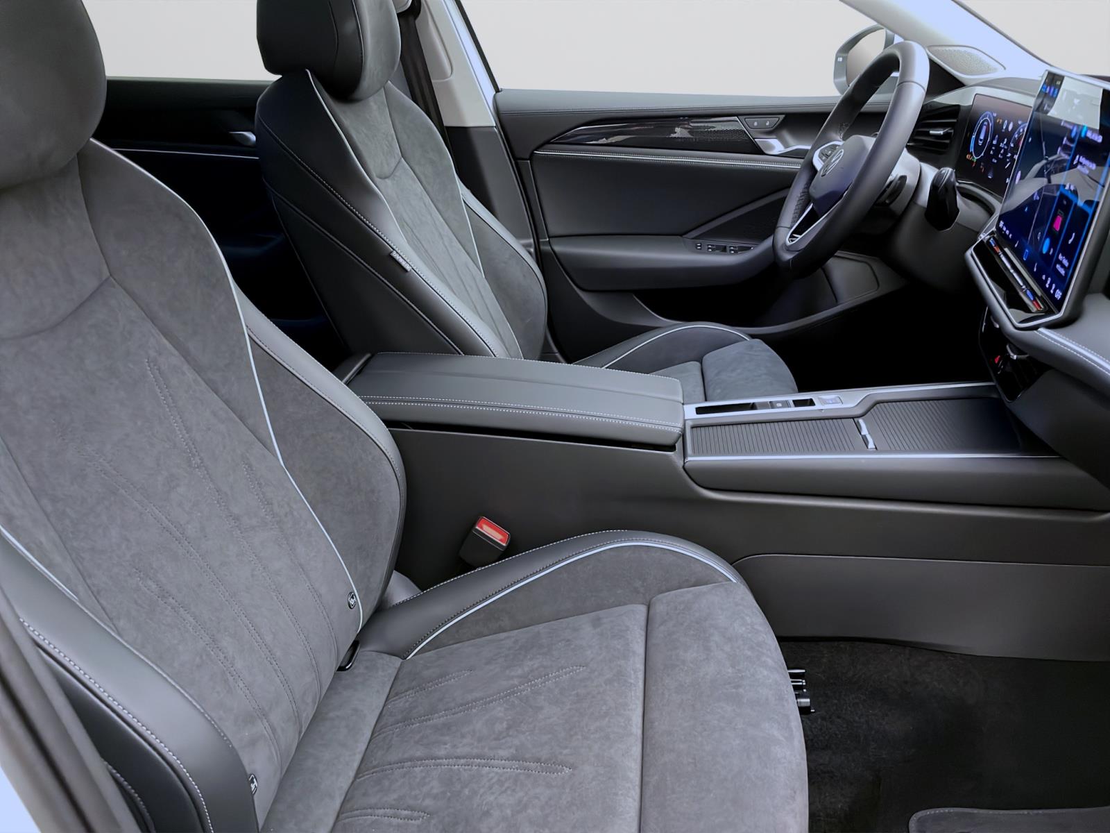 Bild 14: Volkswagen Passat 2.0 TDI DSG BUSINESS NAVI DCC KLIMA AHK