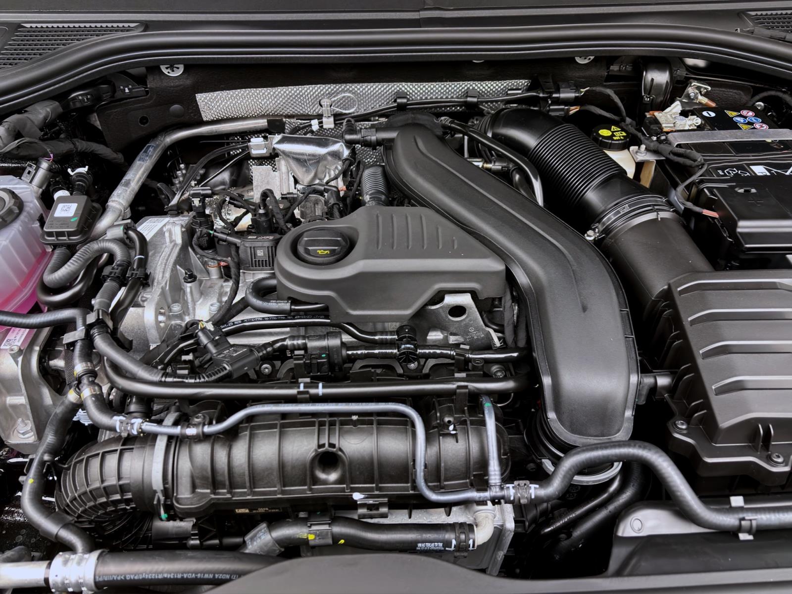 Bild 17: Volkswagen Passat Variant 1.5 eTSI DSG BUSINESS NAVI HuD KLIMA SHZG