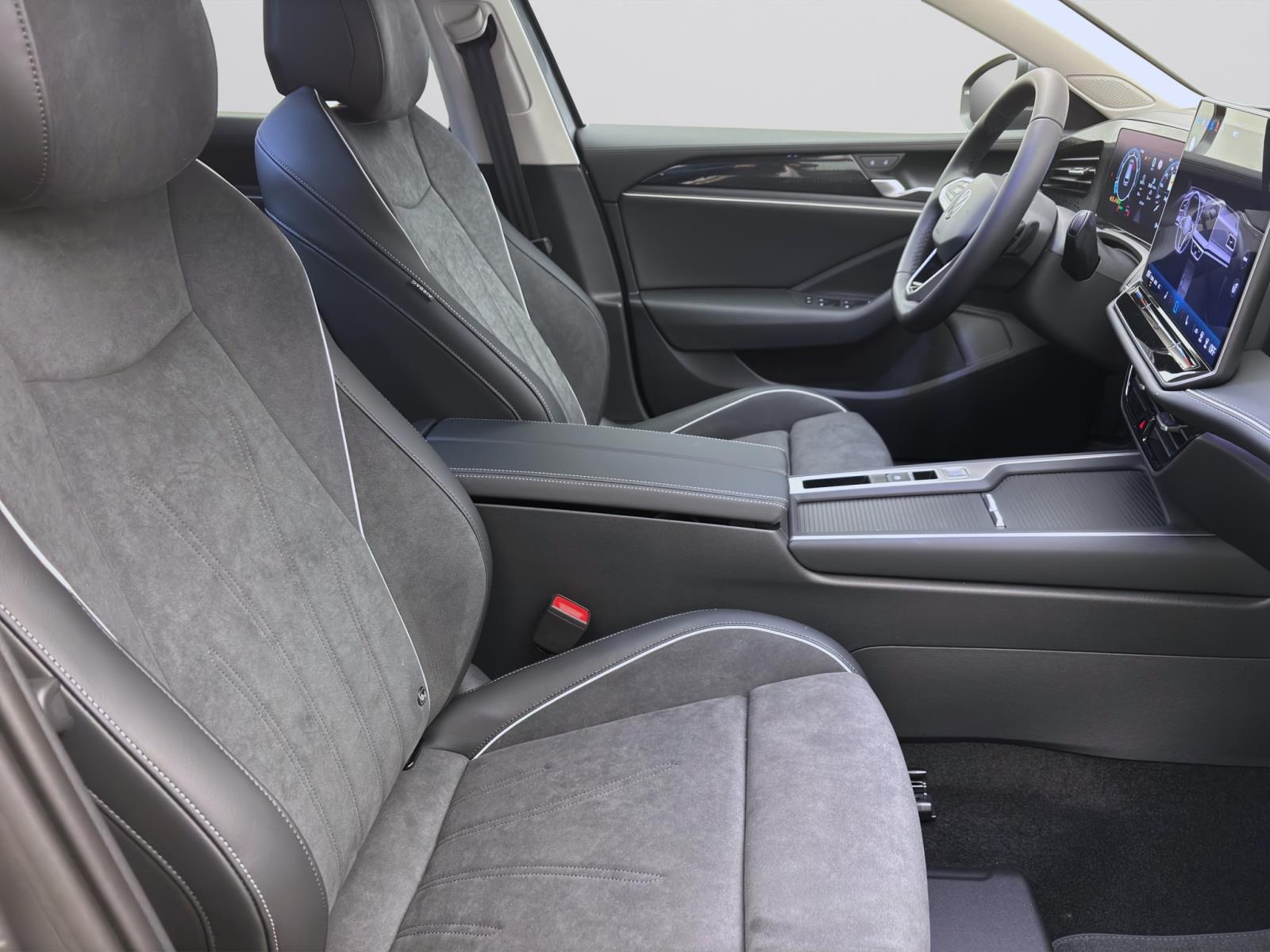 Bild 14: Volkswagen Passat Variant 1.5 eTSI DSG BUSINESS NAVI KLIMA SHZG AHK