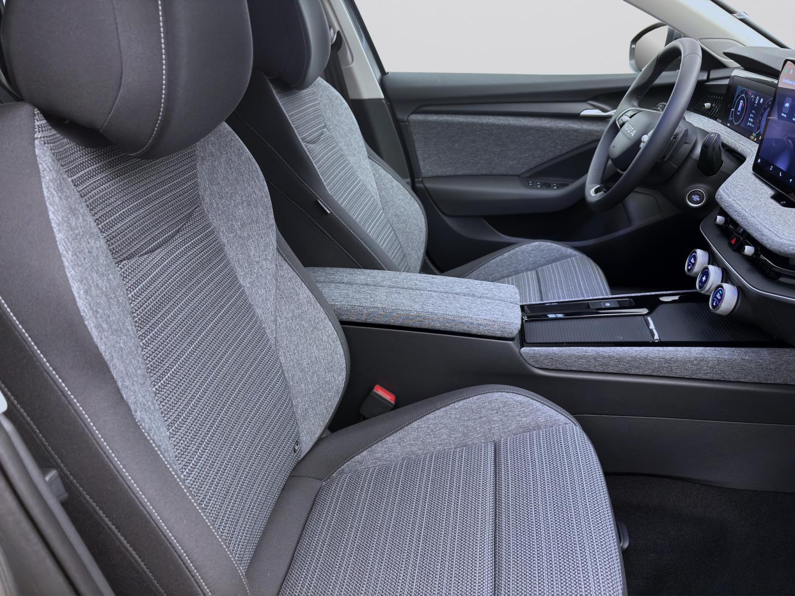 Bild 14: Skoda Superb COMBI SELECTION DSG NAV KAM LED pACC ASSISTENZ-P.