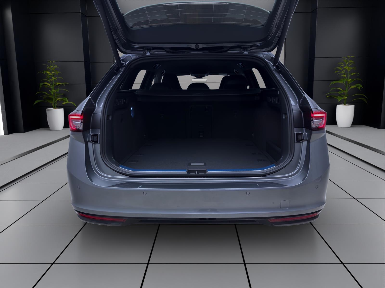 Bild 3: Skoda Superb COMBI SPORTLINE 4X4 AHK pACC 360° 19 DCC+ ASSISTENZ+ MATRIX