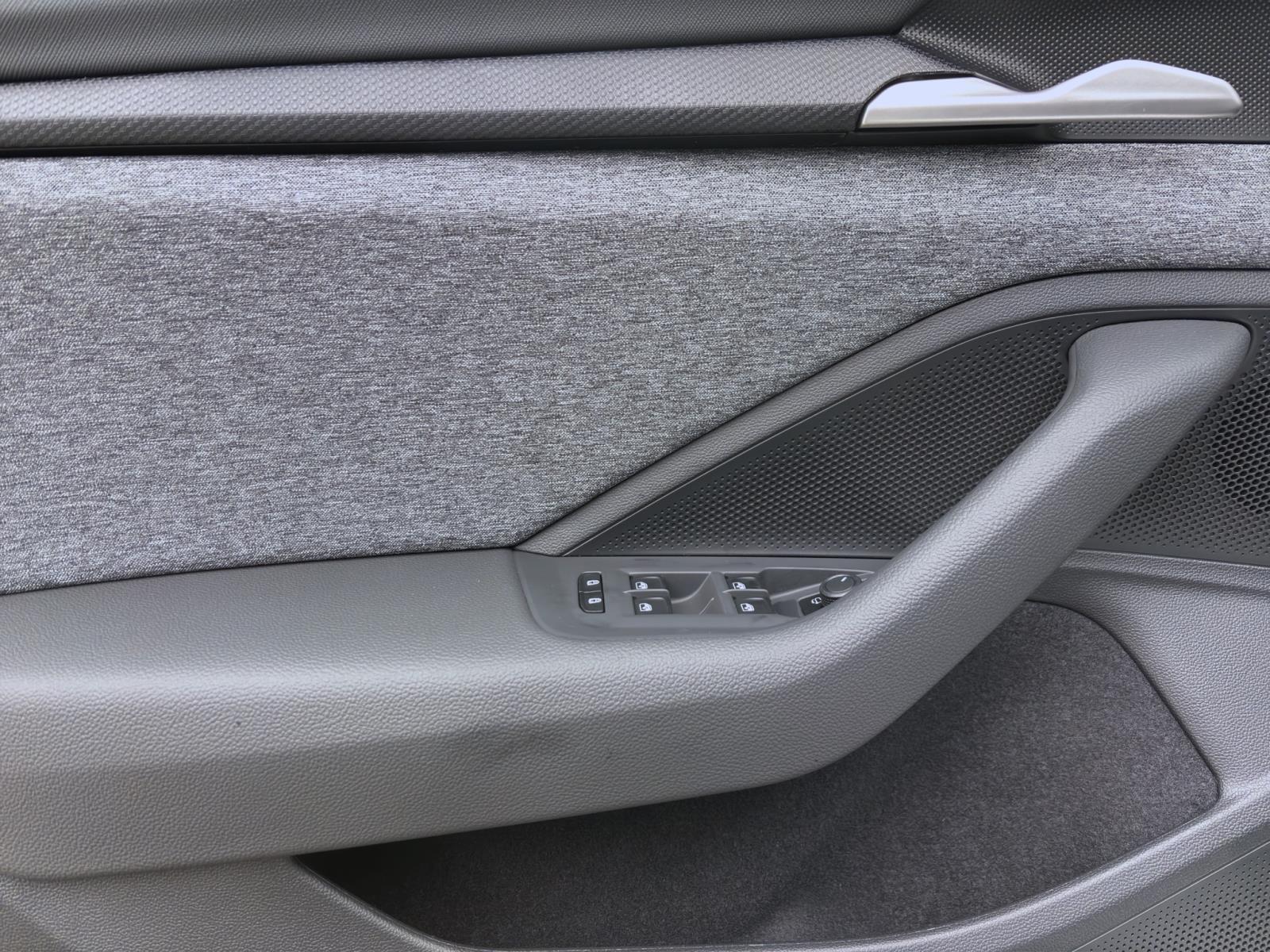 Bild 9: Skoda Superb COMBI SELECTION DSG AHK NAV ASSISTENZ pACC KAM LED