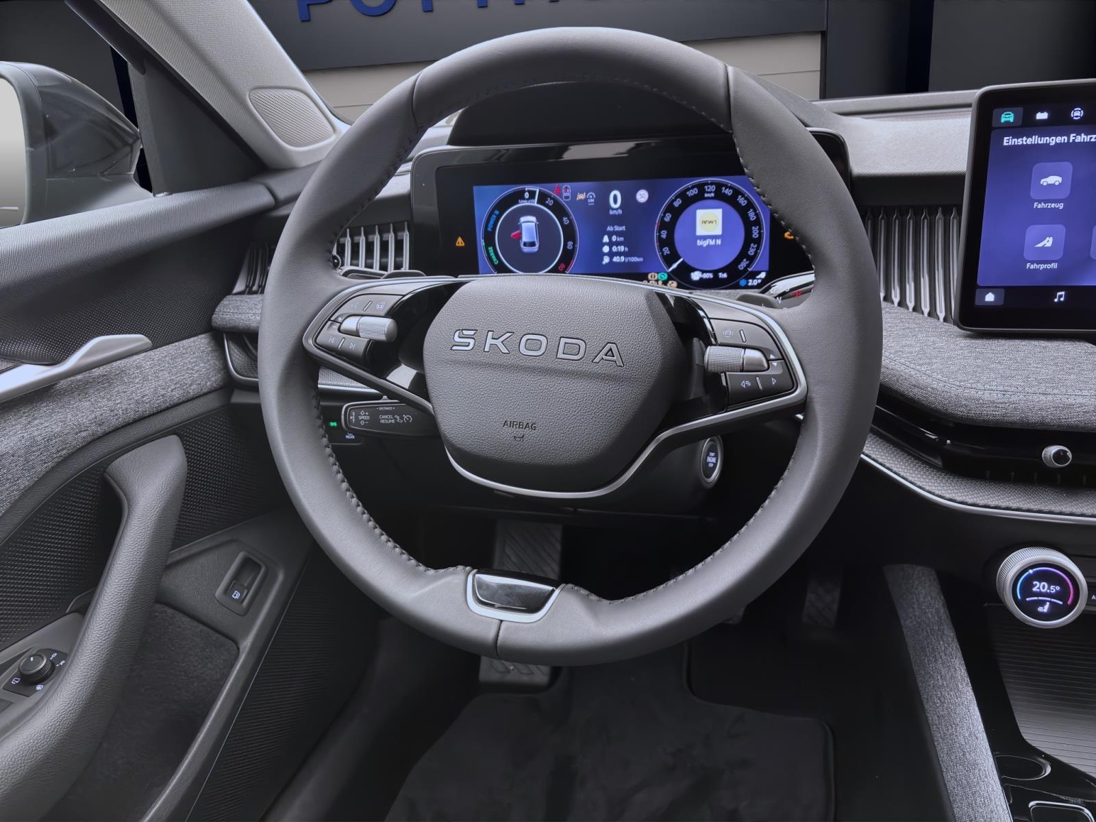 Bild 9: Skoda Superb COMBI iV SELECTION DSG KAM LED SHZ 17 SMARTLINK SPURW.