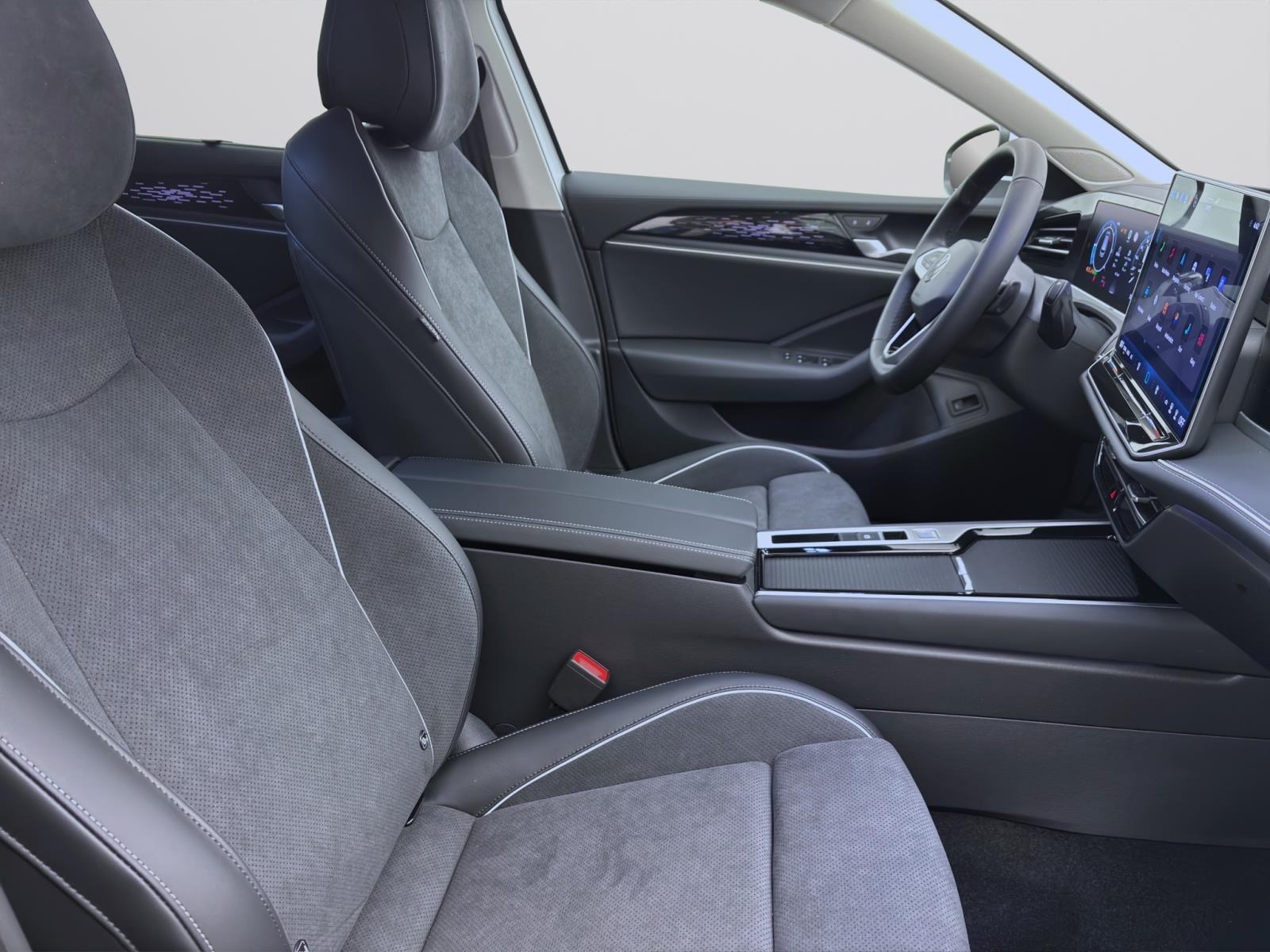 Bild 14: Volkswagen Passat Variant 2.0 TDI DSG ELEGANCE AHK HuD NAVI IQ.LIGHT