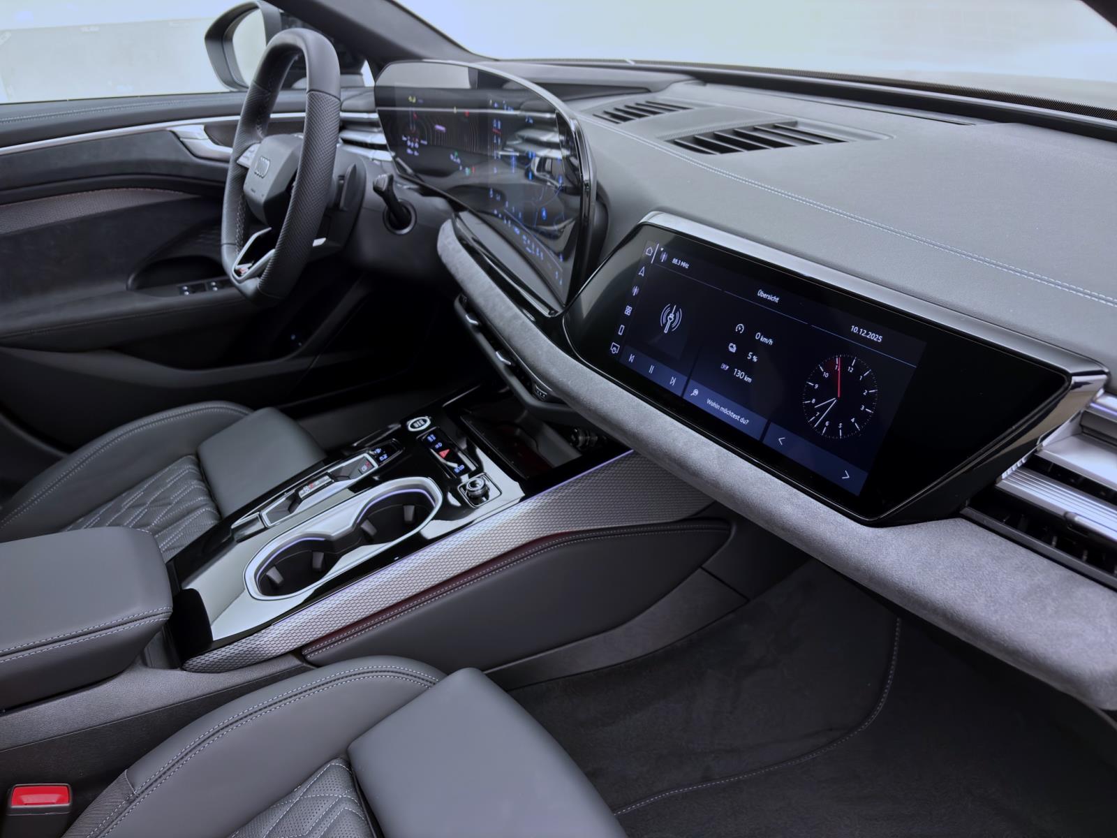 Bild 17: Audi A6 Avant e-hybrid Q EDITION ONE PANO AHK LM21 HuD B&O