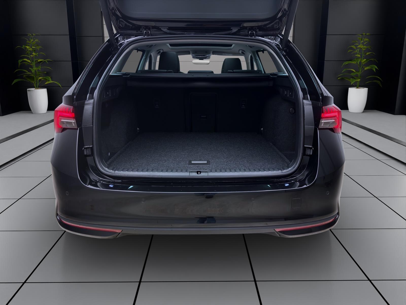 Bild 3: Skoda Octavia COMBI BALANCE AHK PANO STANDH LICHT&SICHT+ 18 360°