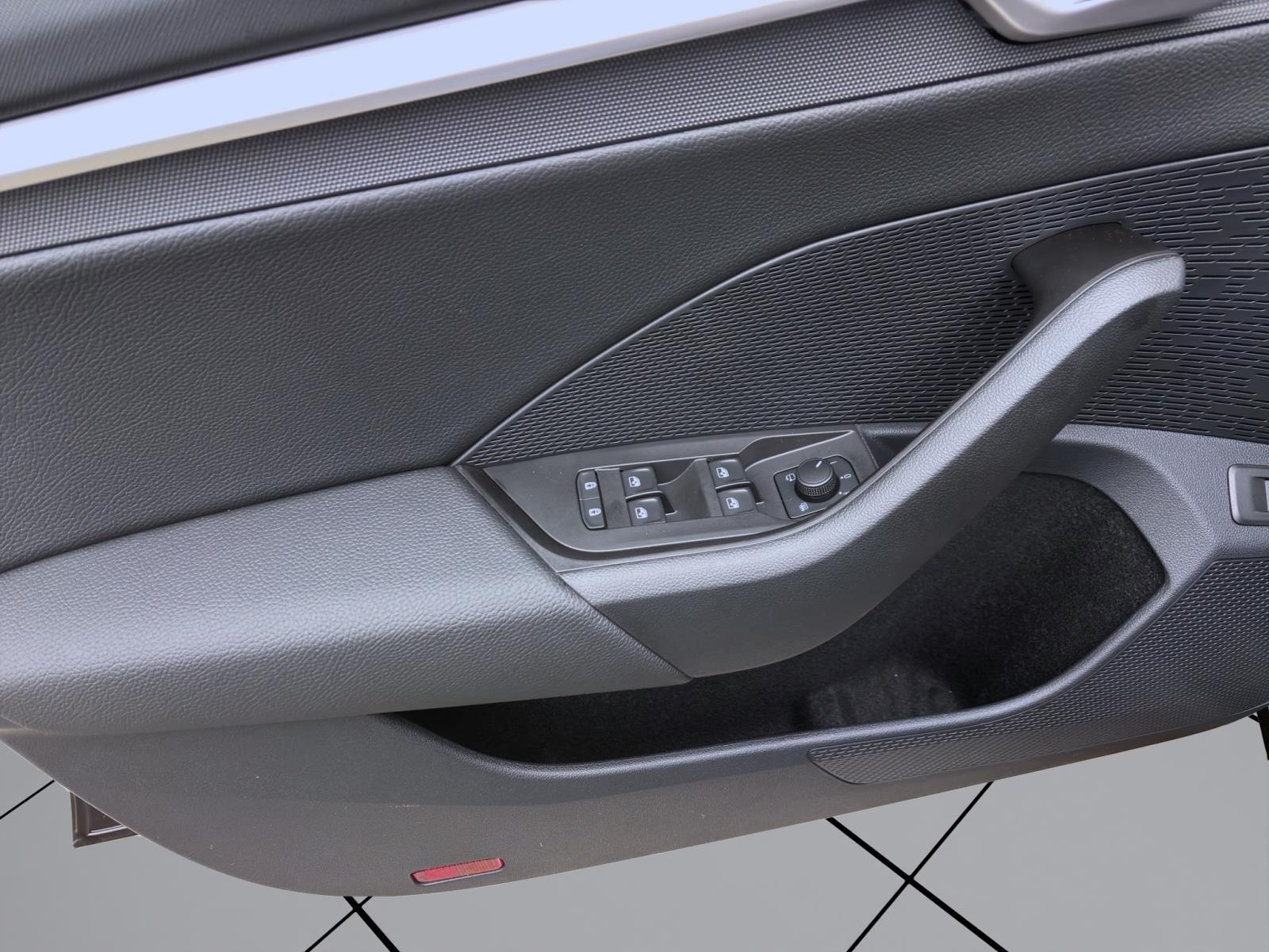 Bild 9: Skoda Octavia COMBI BALANCE AHK PANO STANDH LICHT&SICHT+ 18 360°