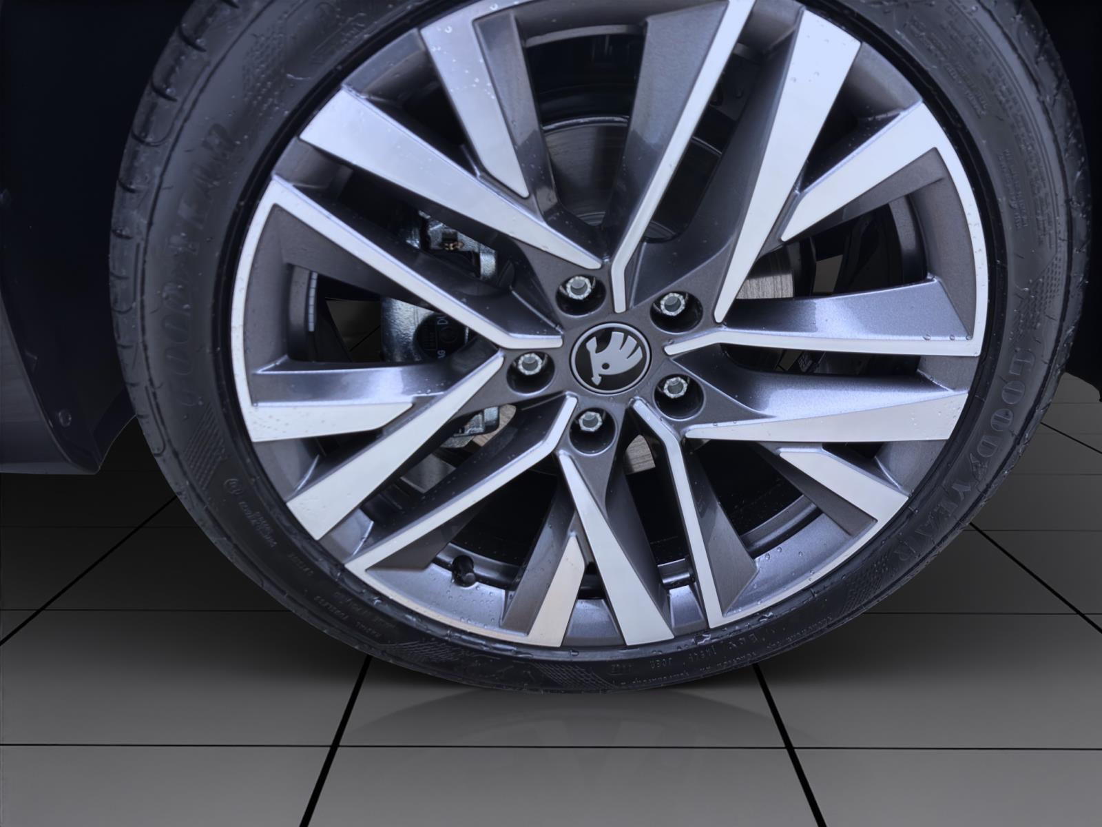 Bild 7: Skoda Octavia COMBI BALANCE AHK PANO STANDH LICHT&SICHT+ 18 360°