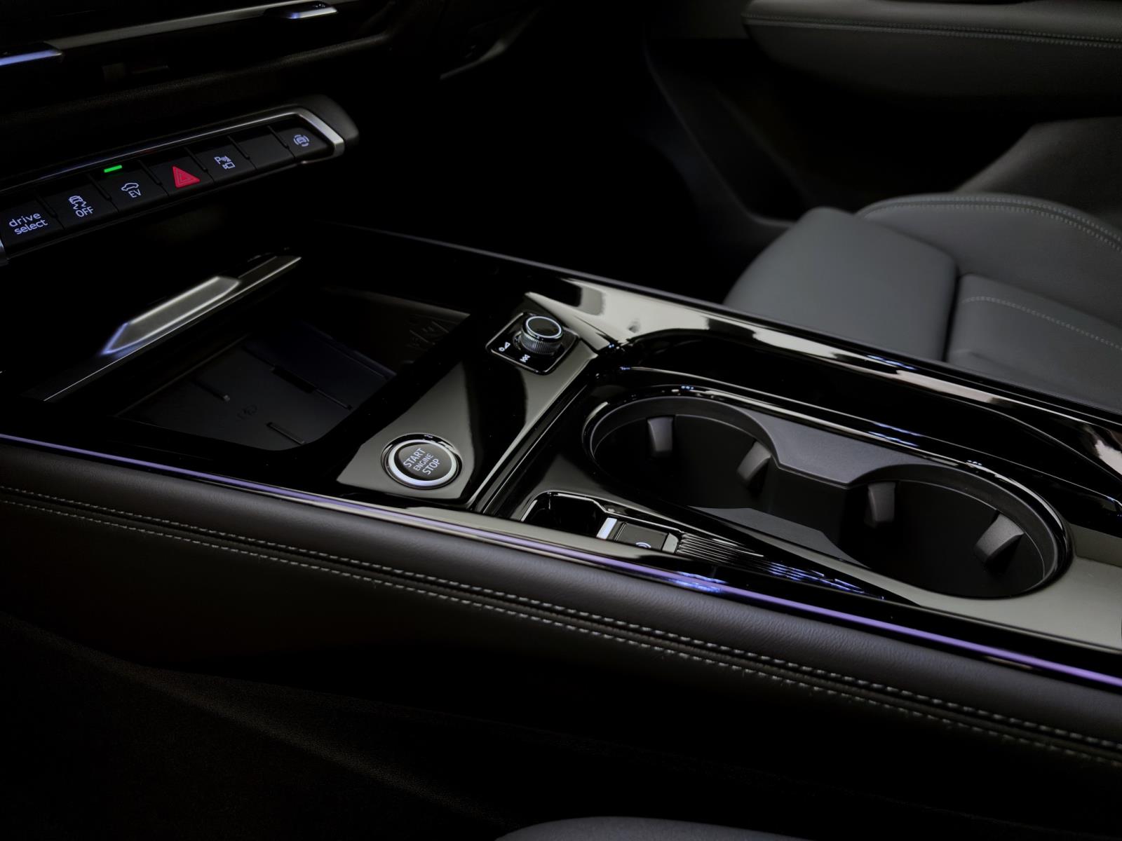 Bild 12: Audi Q3 SUV e-hybrid 200 kW S tronic S LINE NAVI SHZG