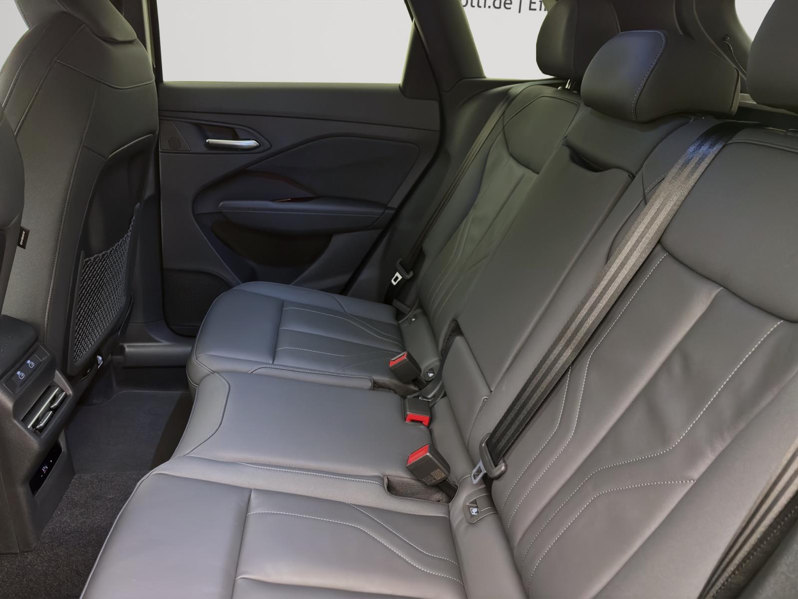 Bild 13: Audi Q3 SUV e-hybrid 200 kW S tronic S LINE NAVI SHZG