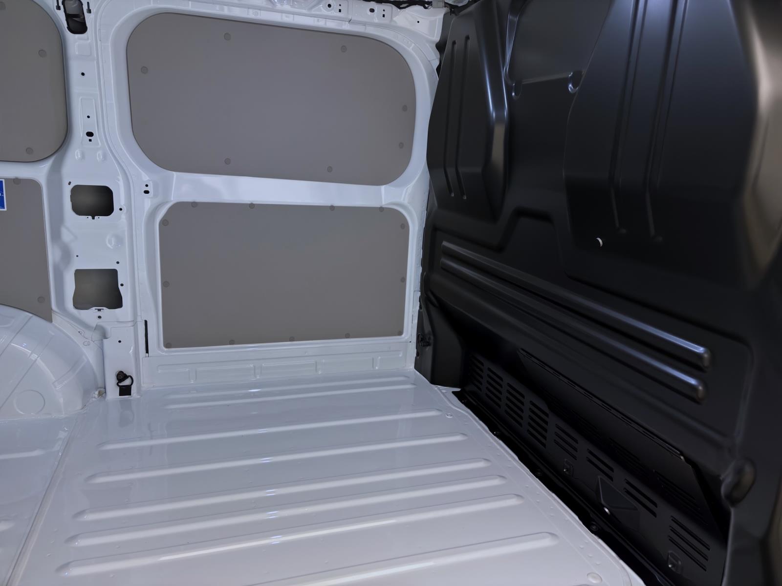 Bild 18: Volkswagen T7 Transporter Kasten 2 0 l TDI 4MOTION Sofort Verfügbar