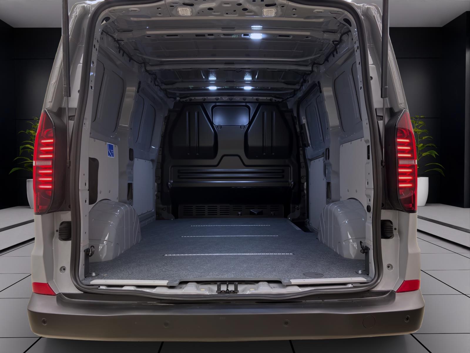 Bild 3: Volkswagen T7 Transporter Kasten 2 0 l TDI 4MOTION Sofort Verfügbar