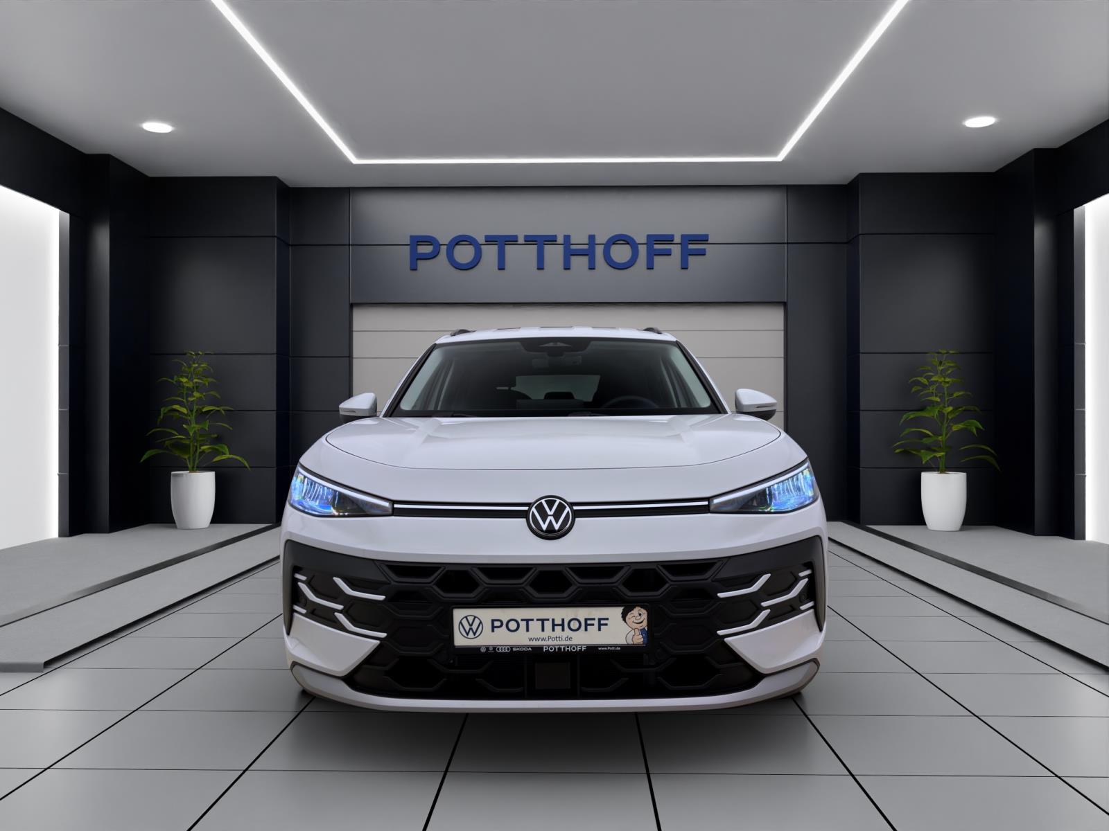 Bild 6: Volkswagen T-Roc 1.5 eTSI DSG LIFE KAMERA NAVI ACC LM17