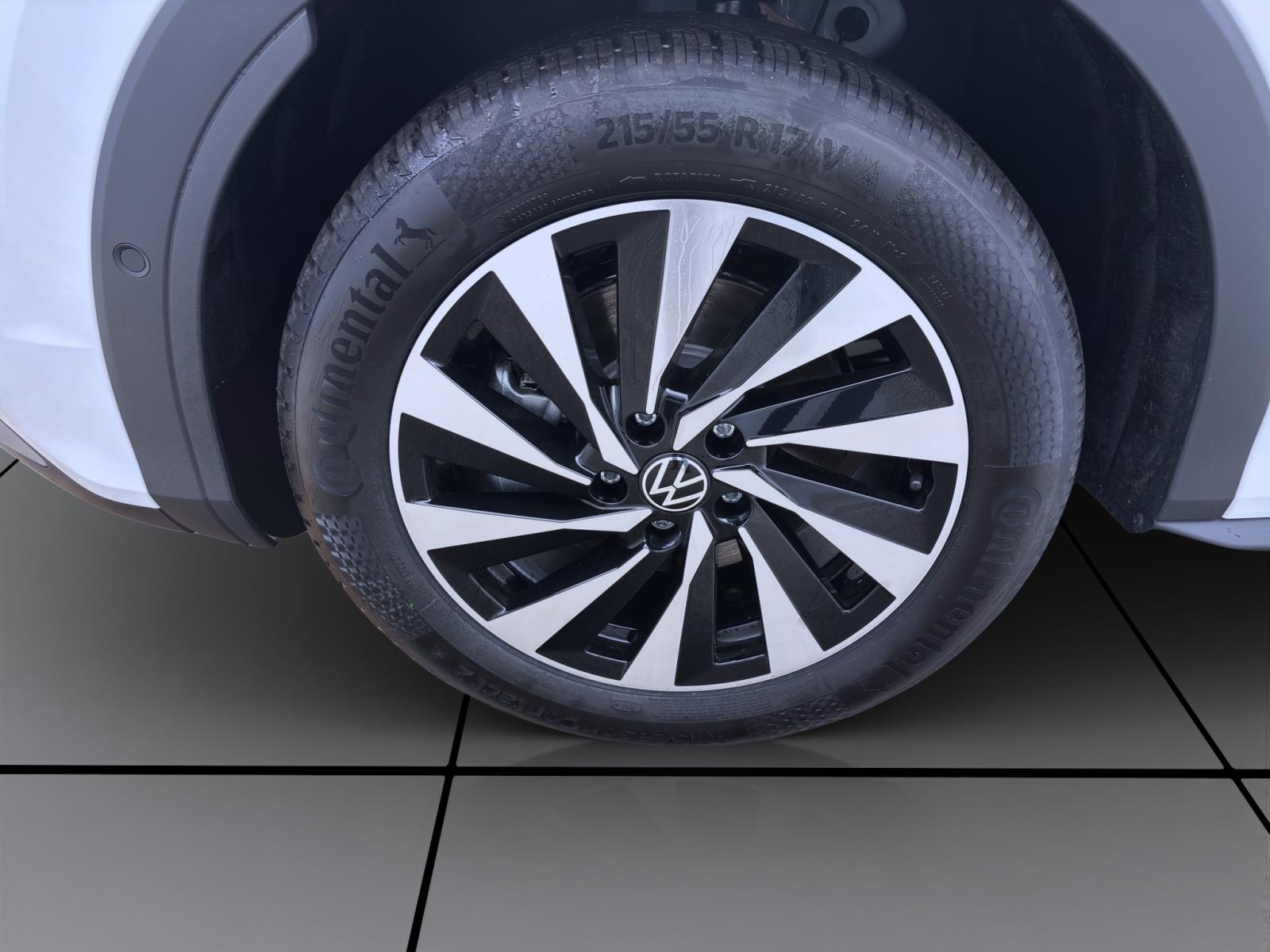 Bild 7: Volkswagen T-Roc 1.5 eTSI DSG LIFE KAMERA NAVI ACC LM17