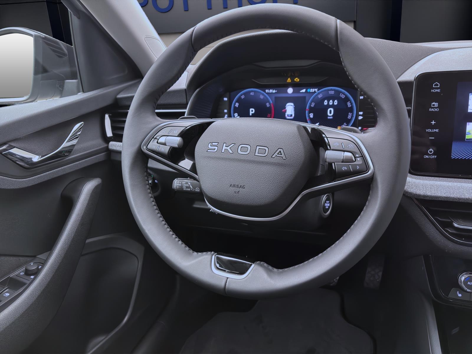 Bild 10: Skoda Scala BALANCE DSG AHK NAV ASSISTENZ KAM pACC