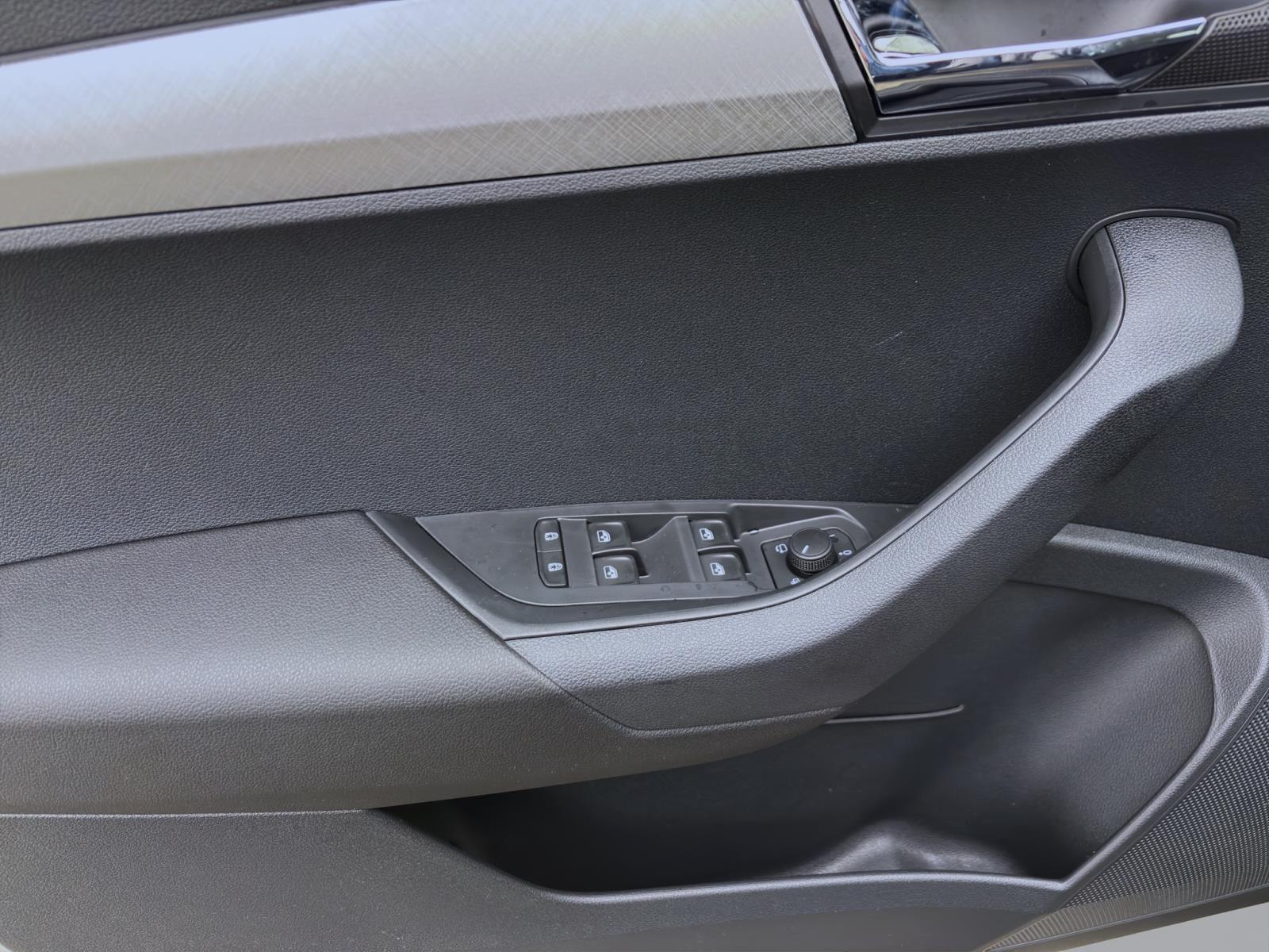 Bild 9: Skoda Karoq BALANCE DSG AHK NAV KAM pACC ASSISTENZ+ KOMFOT+