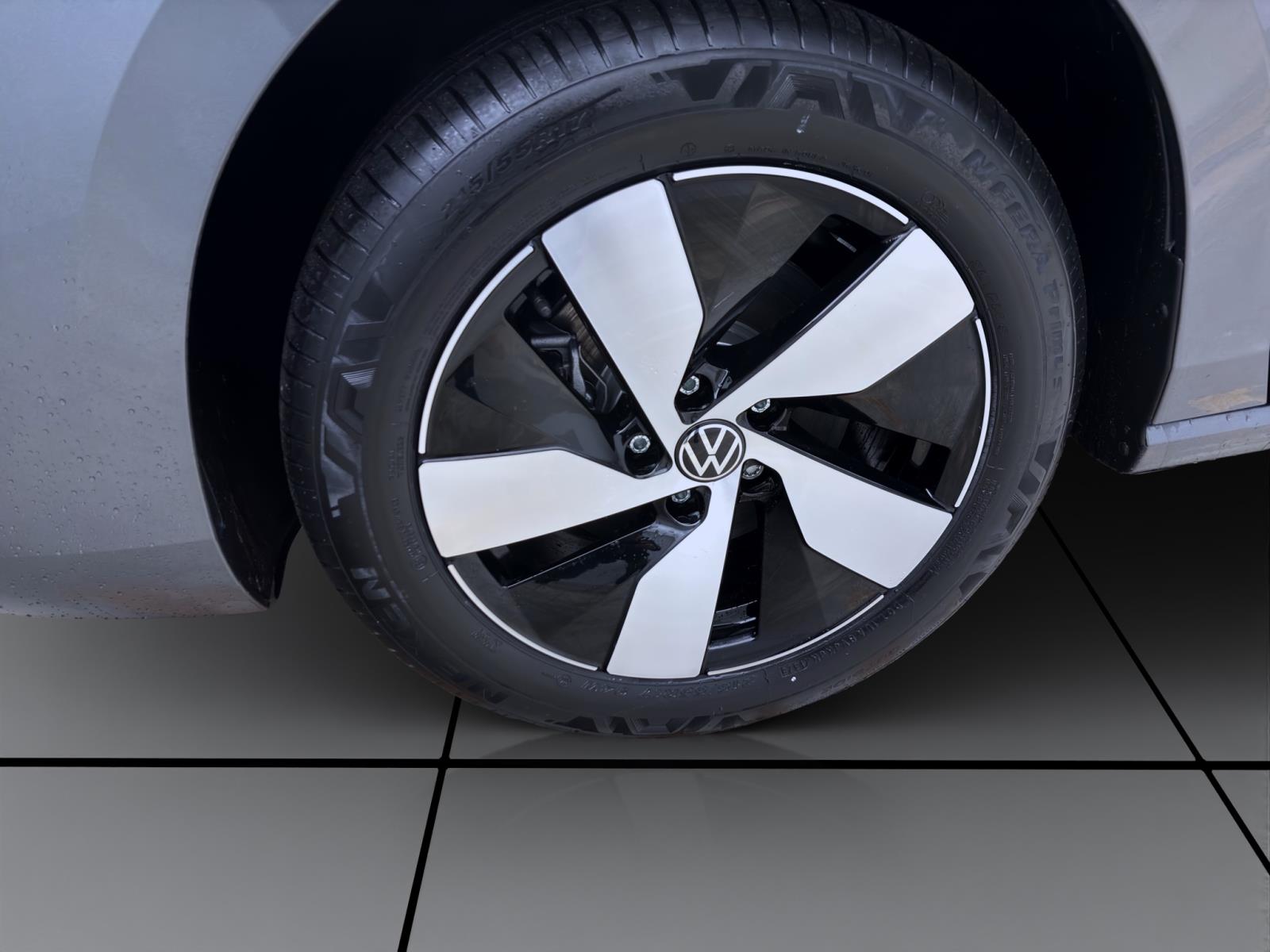 Bild 7: Volkswagen Passat Variant 1.5 eTSI DSG BUSINESS IQ.LIGHT NAVI HuD LM17