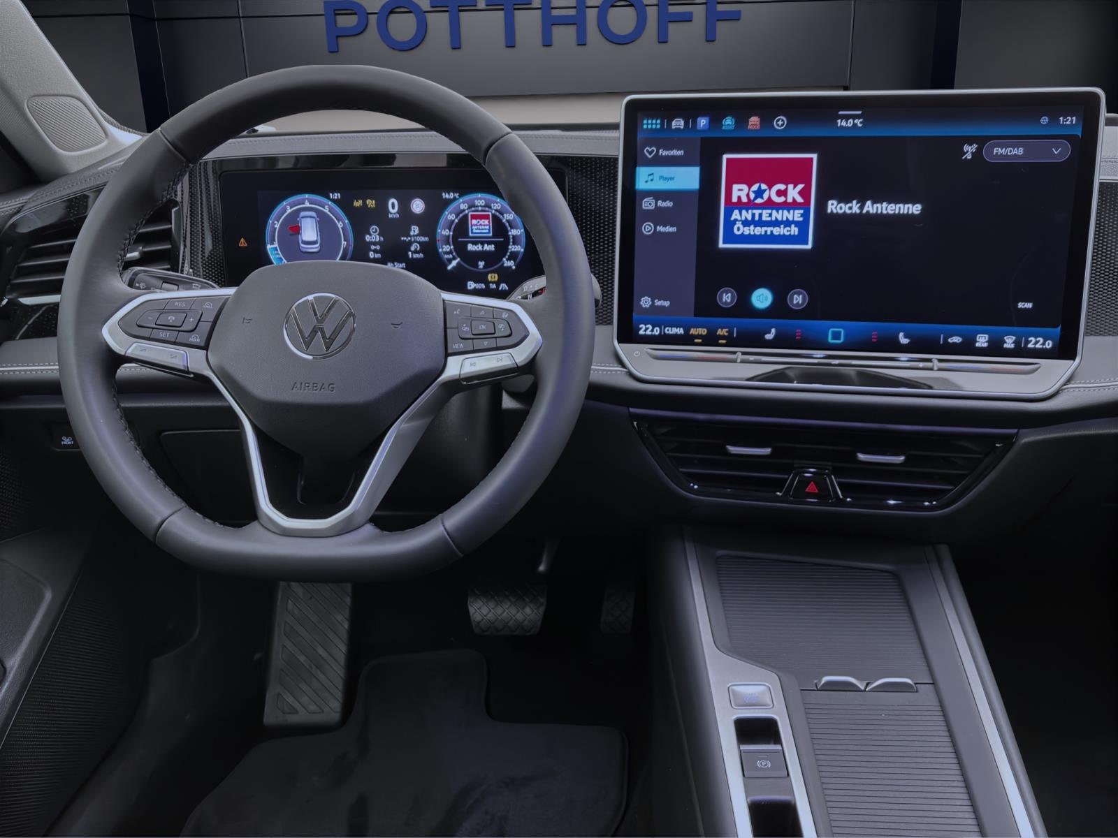 Bild 11: Volkswagen Passat Variant 1.5 eTSI DSG BUSINESS IQ.LIGHT NAVI HuD LM17