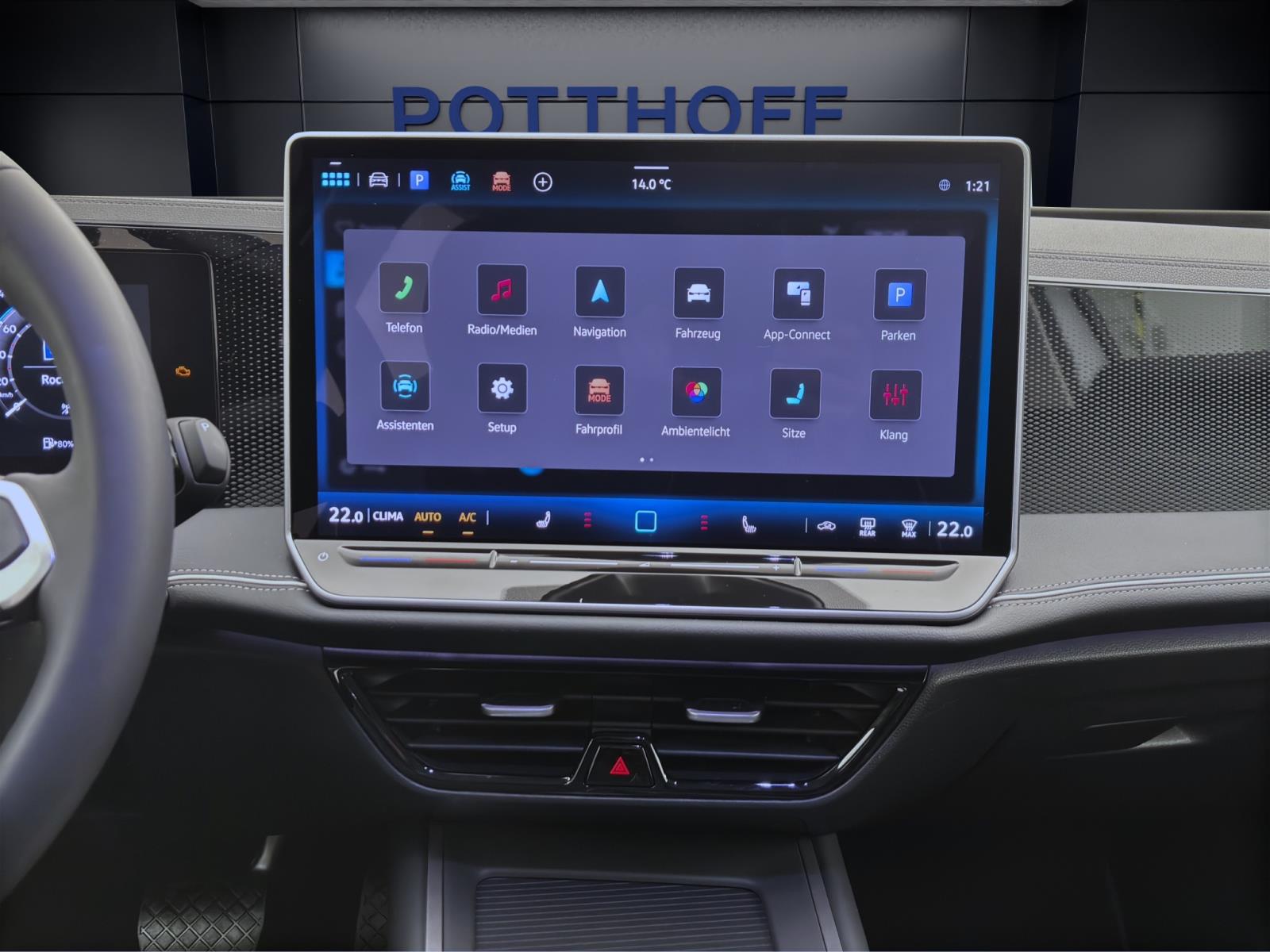 Bild 12: Volkswagen Passat Variant 1.5 eTSI DSG BUSINESS IQ.LIGHT NAVI HuD LM17